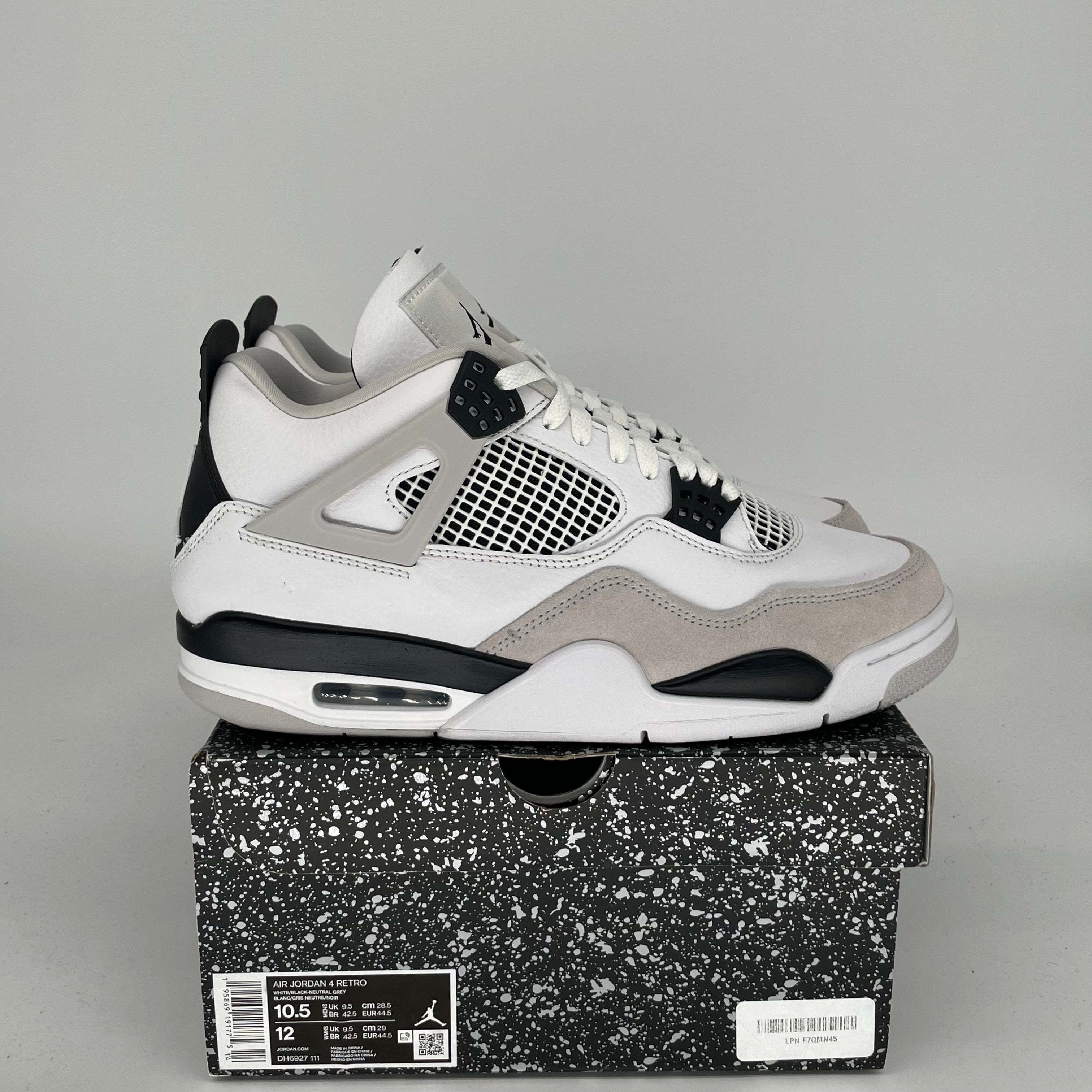 AIR JORDAN 4 MILITARY BLACK SIZE 10.5 DH6927-111