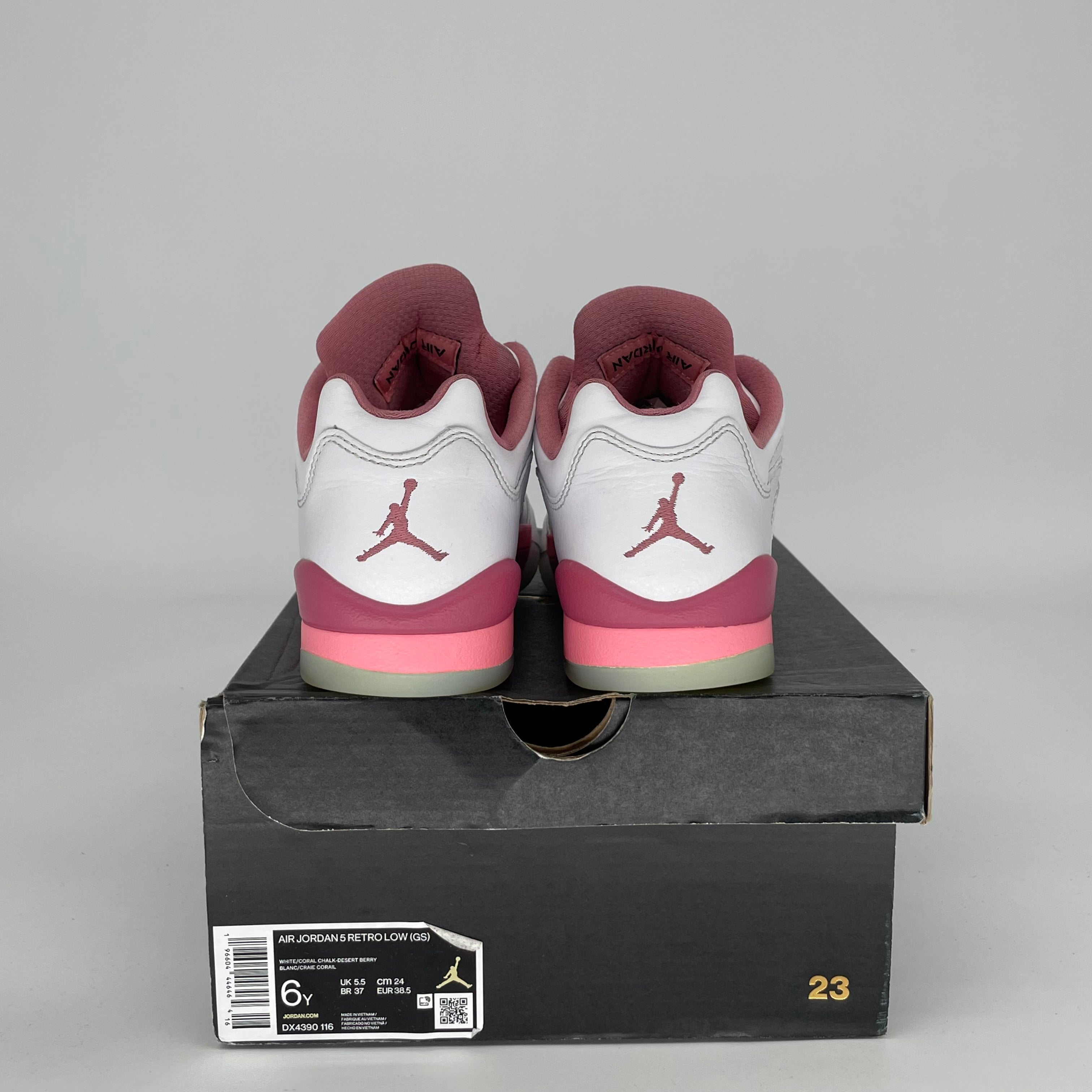 AIR JORDAN 5 LOW DESERT BERRY SIZE 6Y DX4390-116