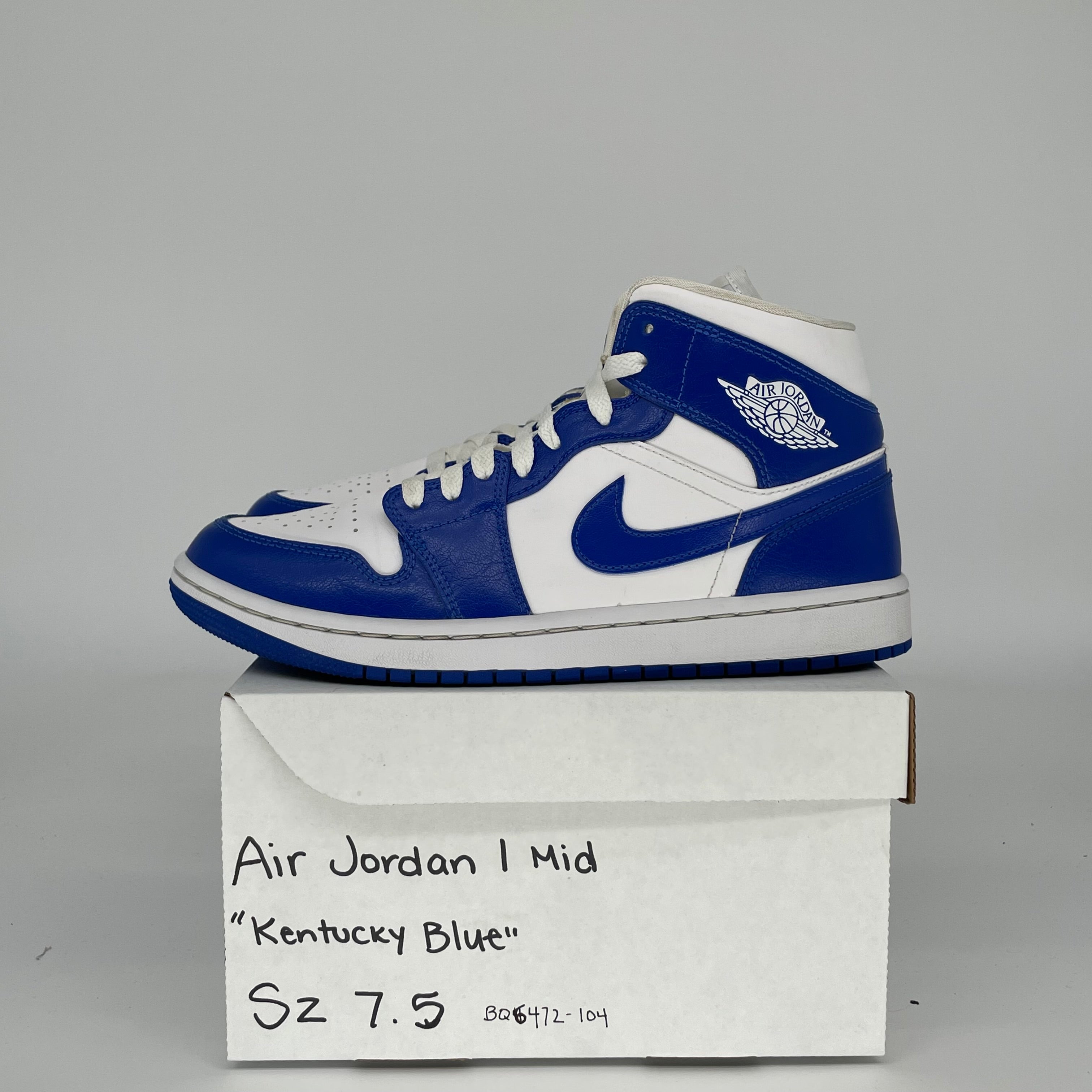 AIR JORDAN 1 MID KENTUCKY BLUE SIZE 7.5/9W BQ6472-104