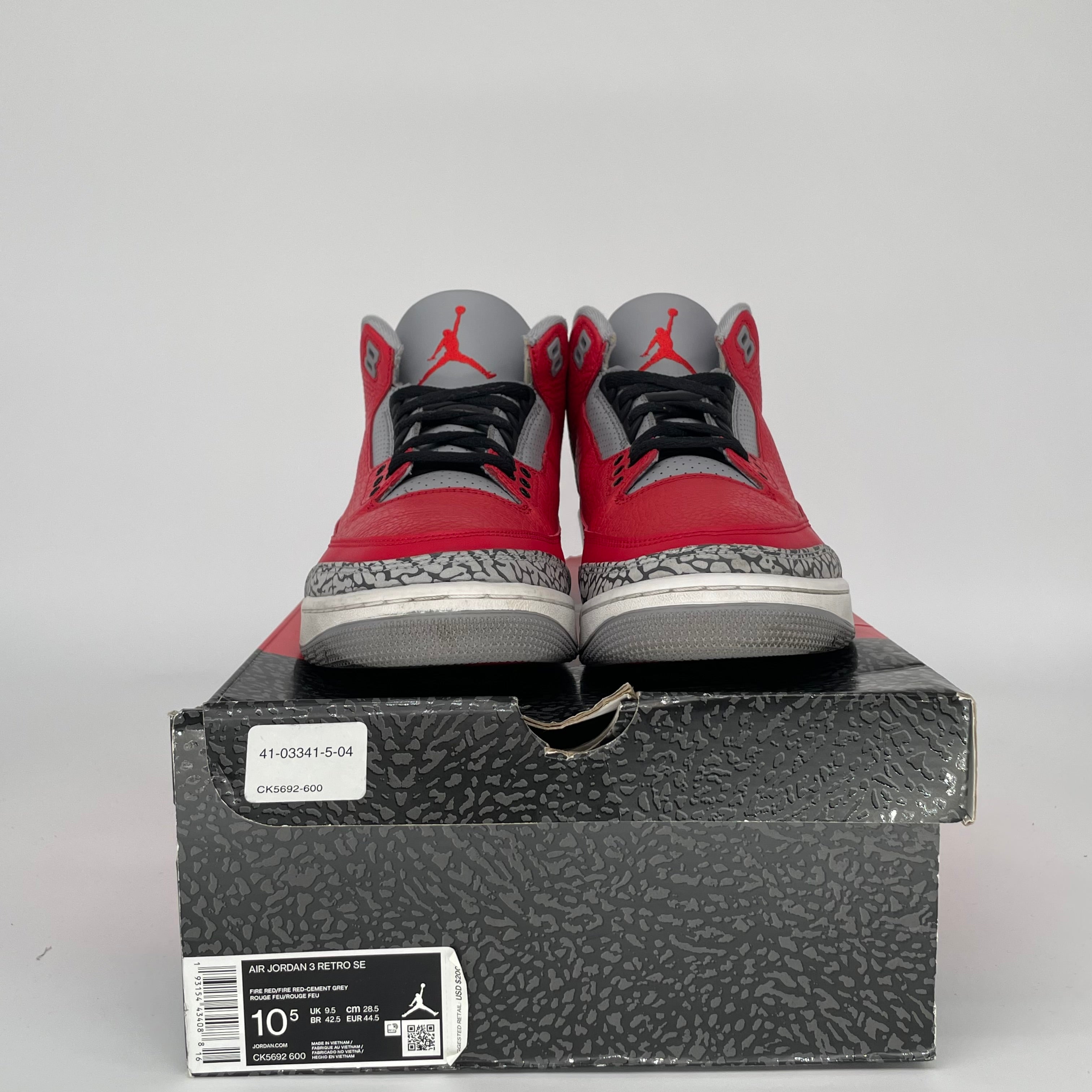 AIR JORDAN 3 UNITE SIZE 10.5 CK5692-600