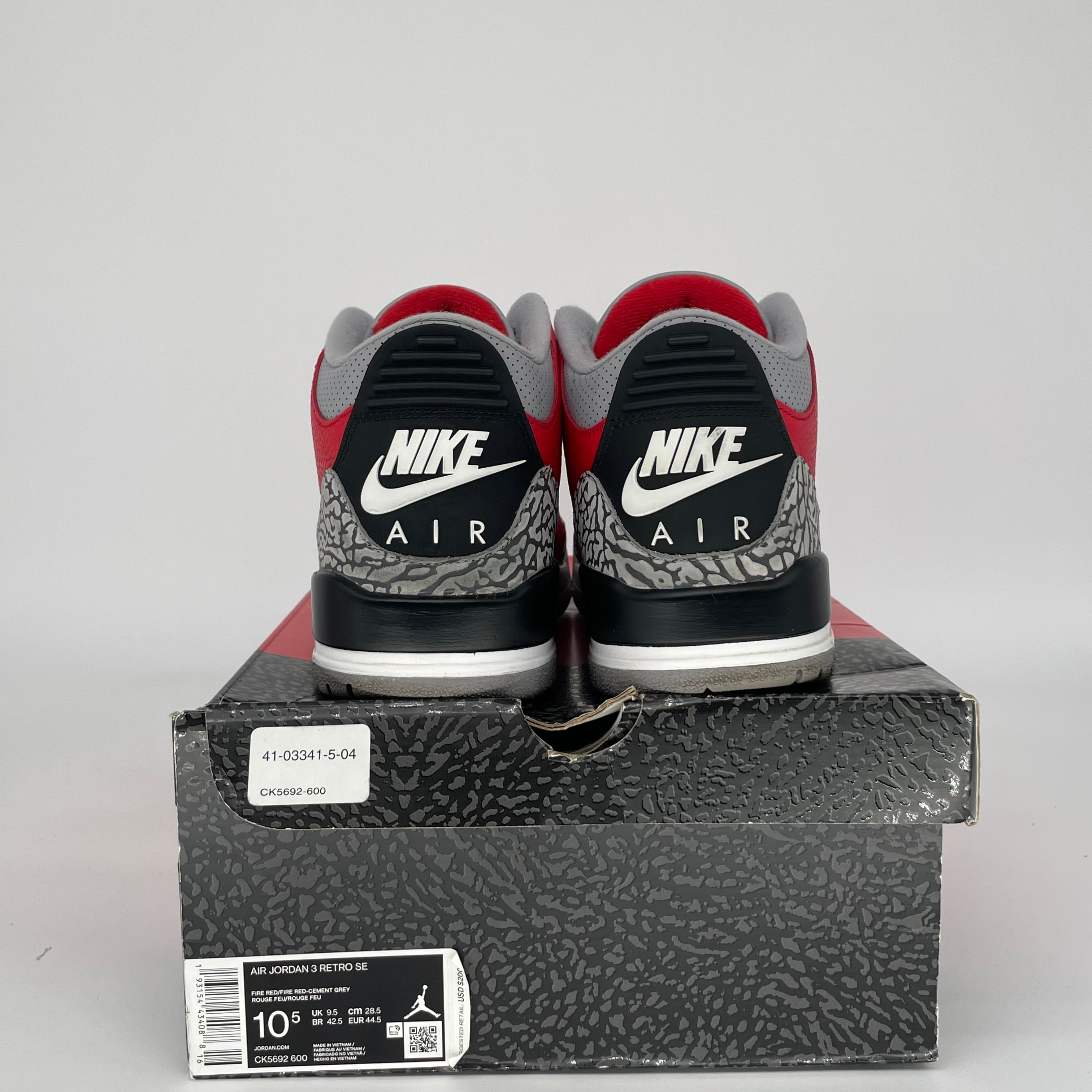 AIR JORDAN 3 UNITE SIZE 10.5 CK5692-600