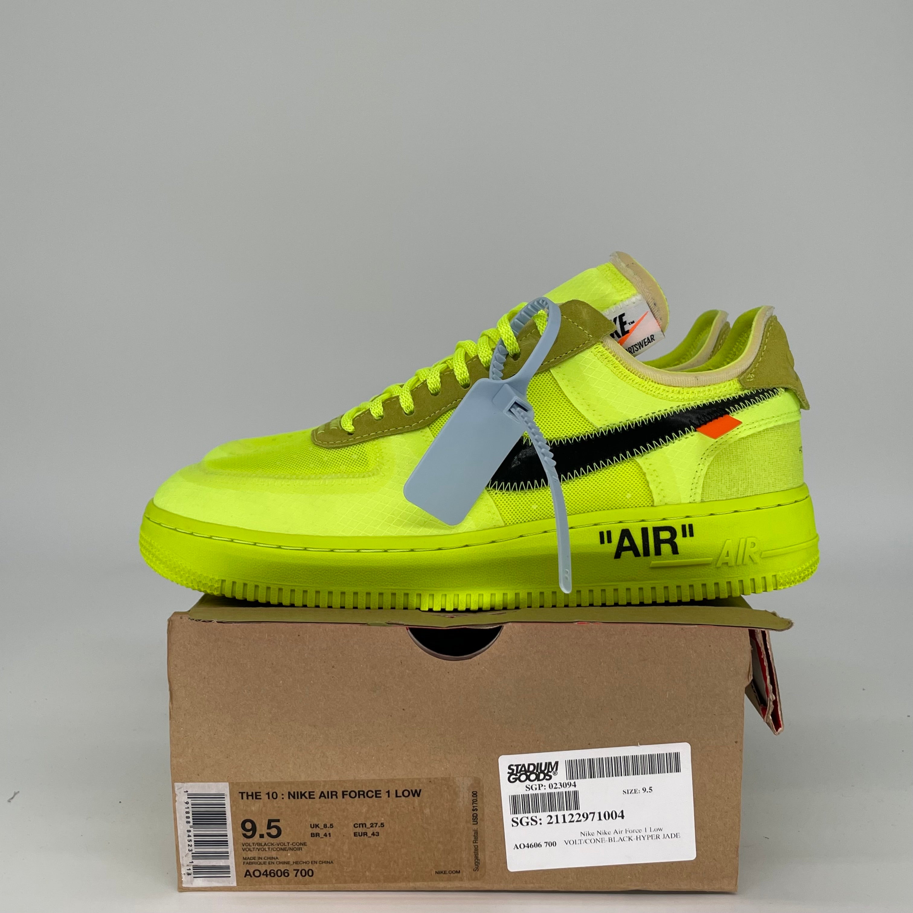 NIKE AF1 LOW OFF WHITE VOLT SIZE 9.5 AO4606-700