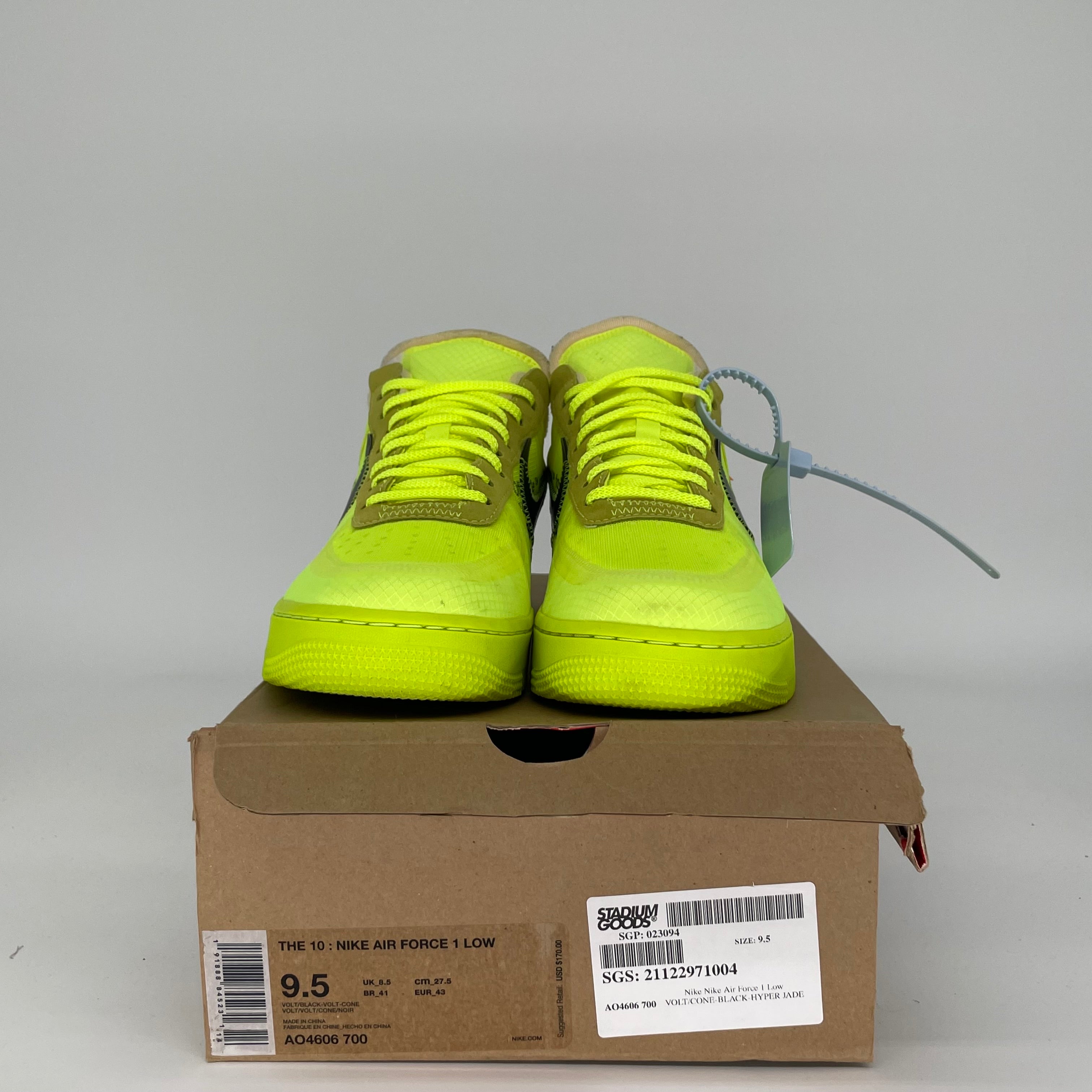 NIKE AF1 LOW OFF WHITE VOLT SIZE 9.5 AO4606-700