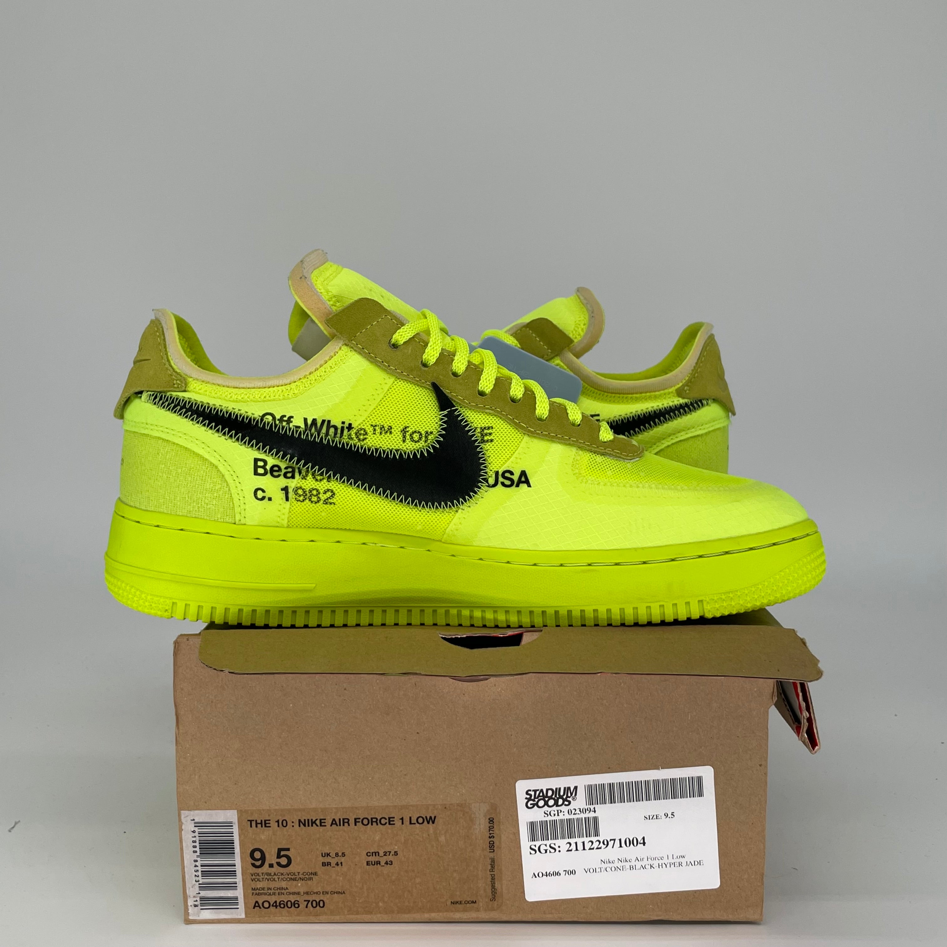 NIKE AF1 LOW OFF WHITE VOLT SIZE 9.5 AO4606-700