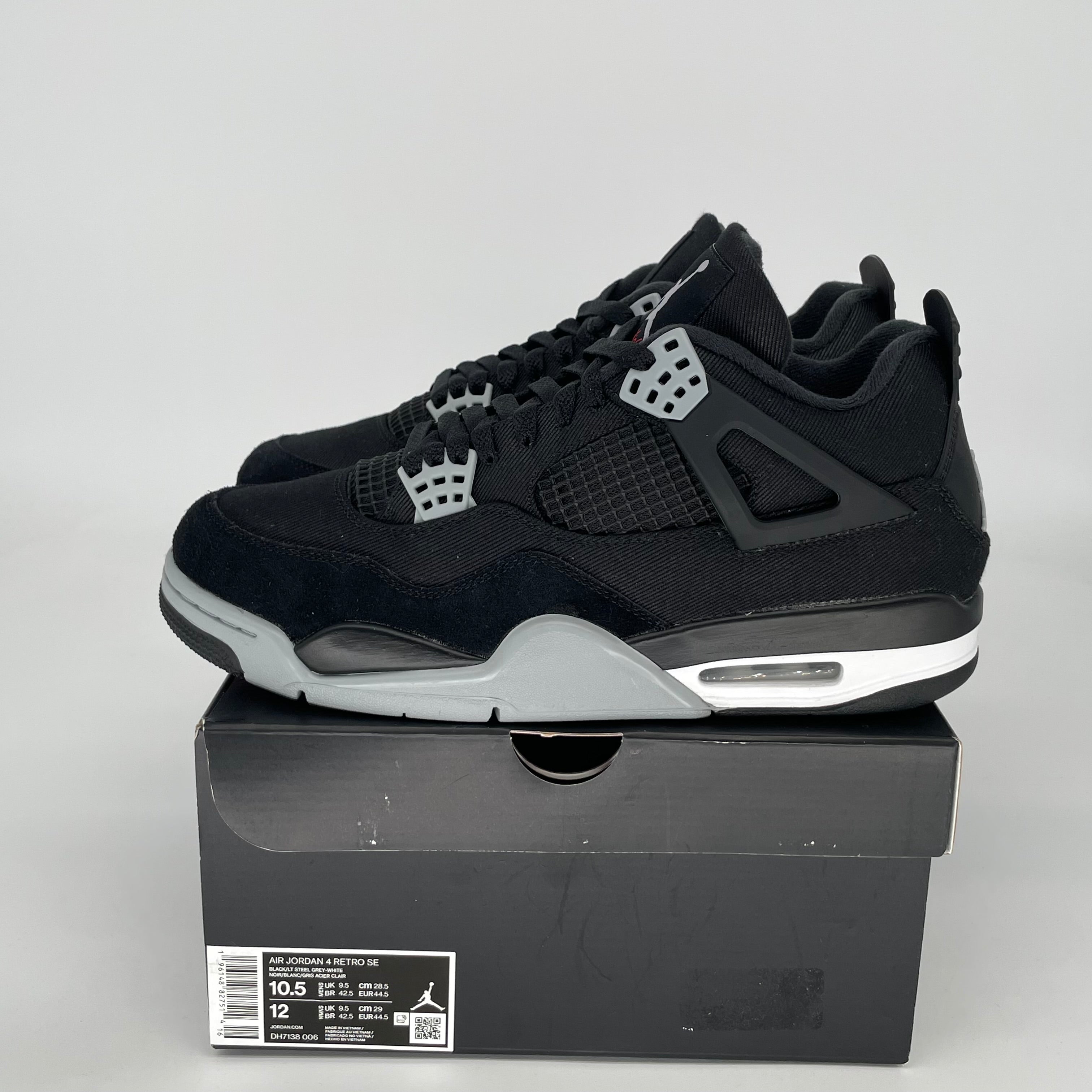 AIR JORDAN 4 BLACK CANVAS SIZE 10.5 DH7138-006