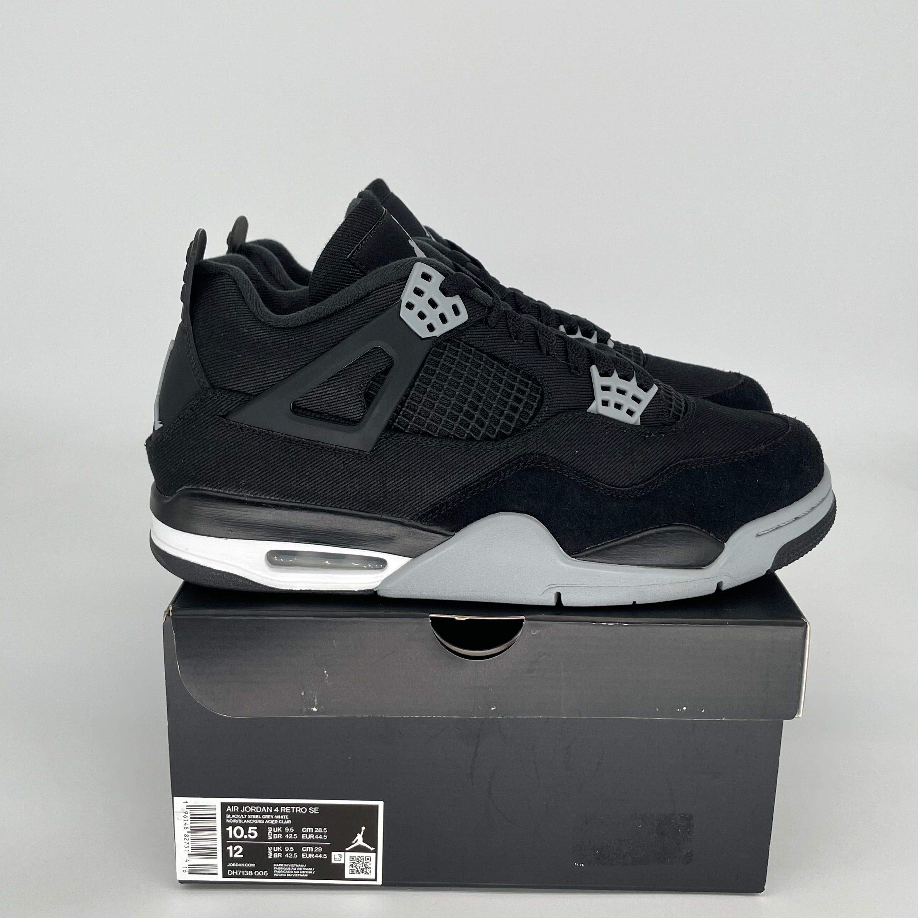 AIR JORDAN 4 BLACK CANVAS SIZE 10.5 DH7138-006