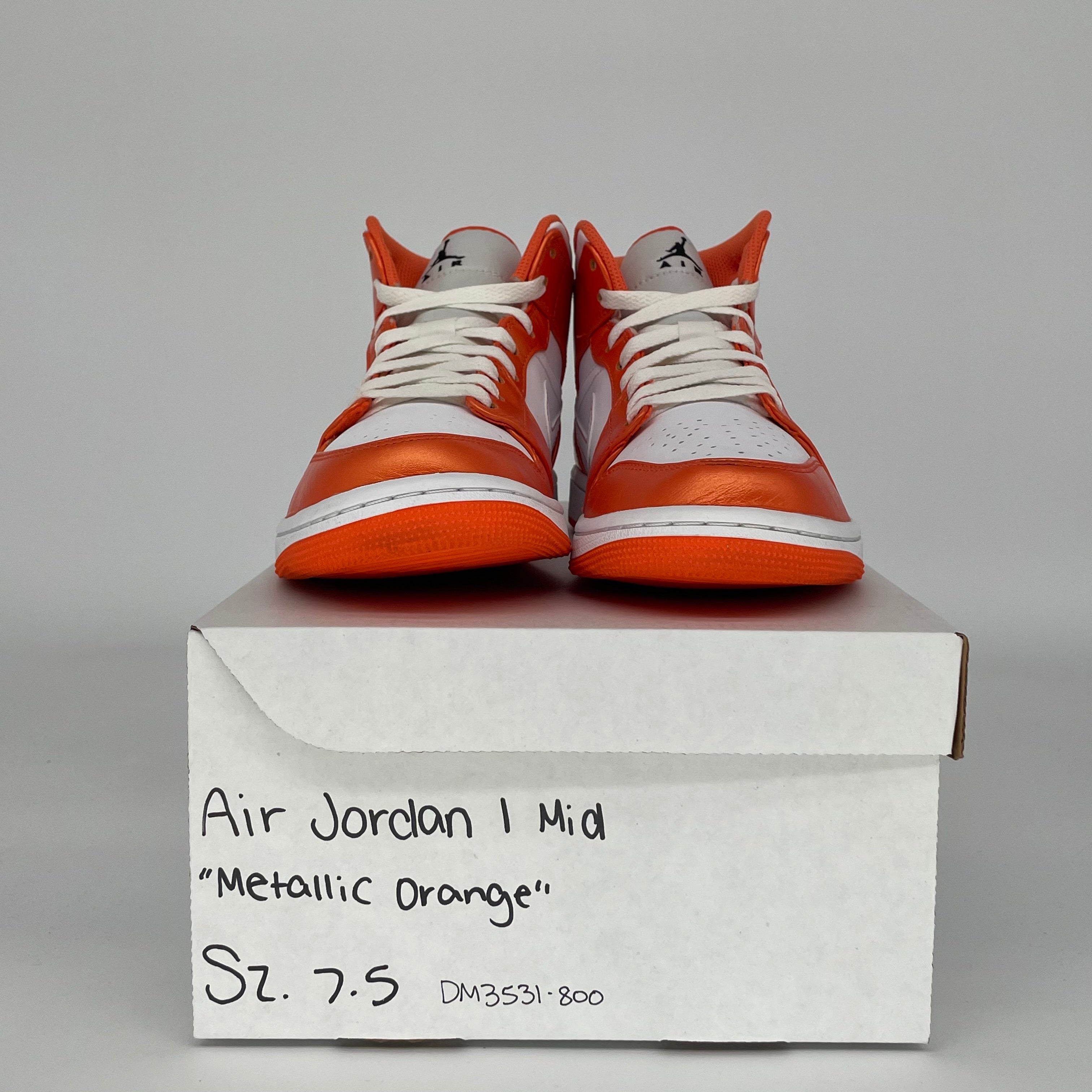 AIR JORDAN 1 MID METALLIC ORANGE SIZE 7.5 DM3531-800