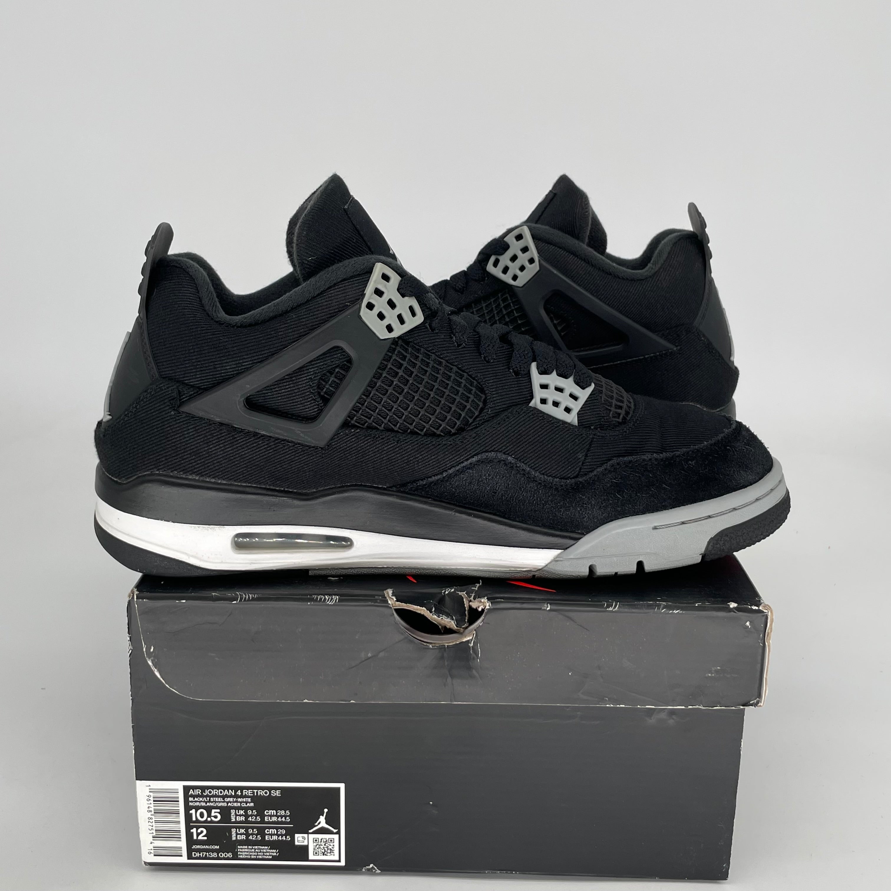 AIR JORDAN 4 BLACK CANVAS SIZE 10.5 DH7138-006