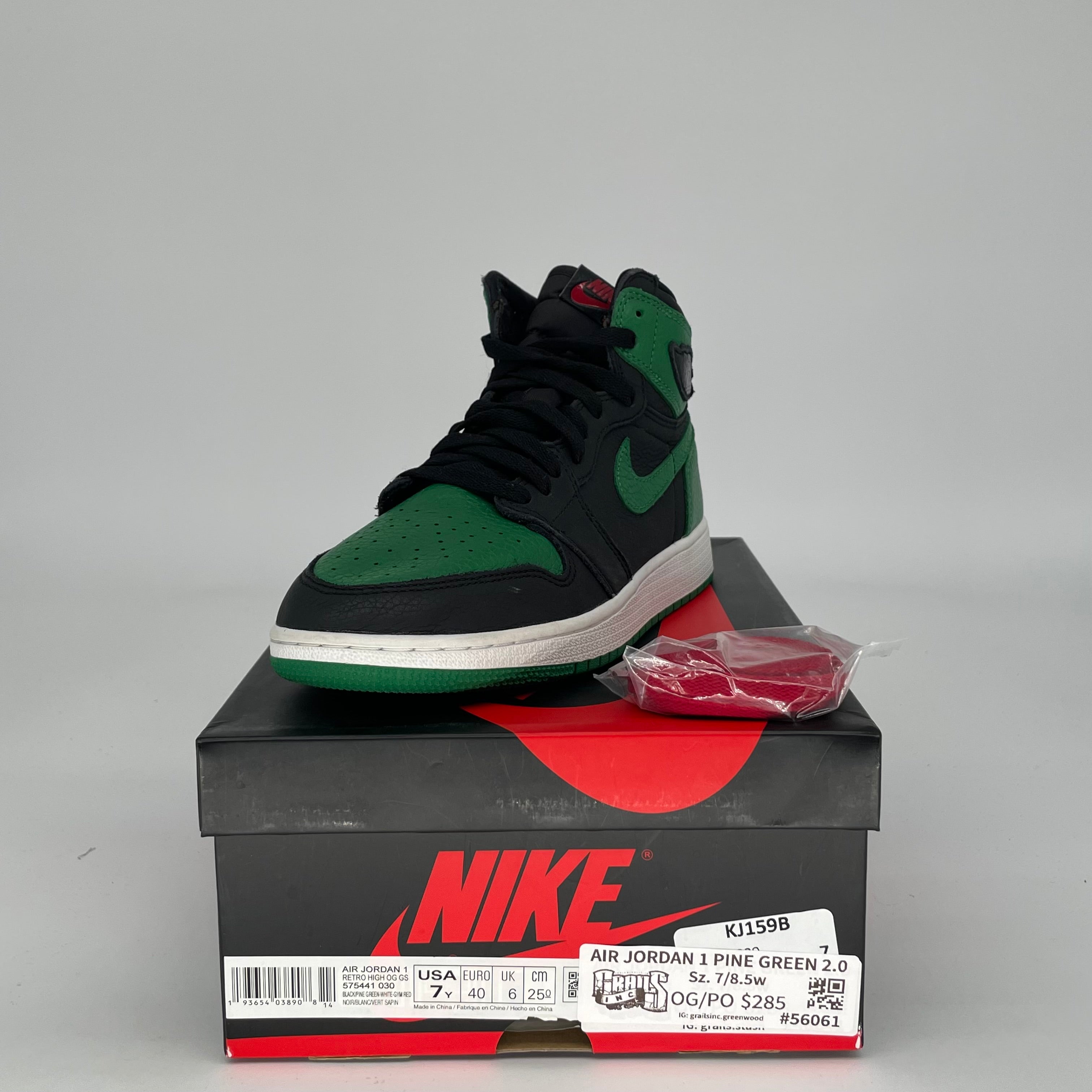 AIR JORDAN 1 PINE GREEN BLACK SIZE 7Y 575441-030