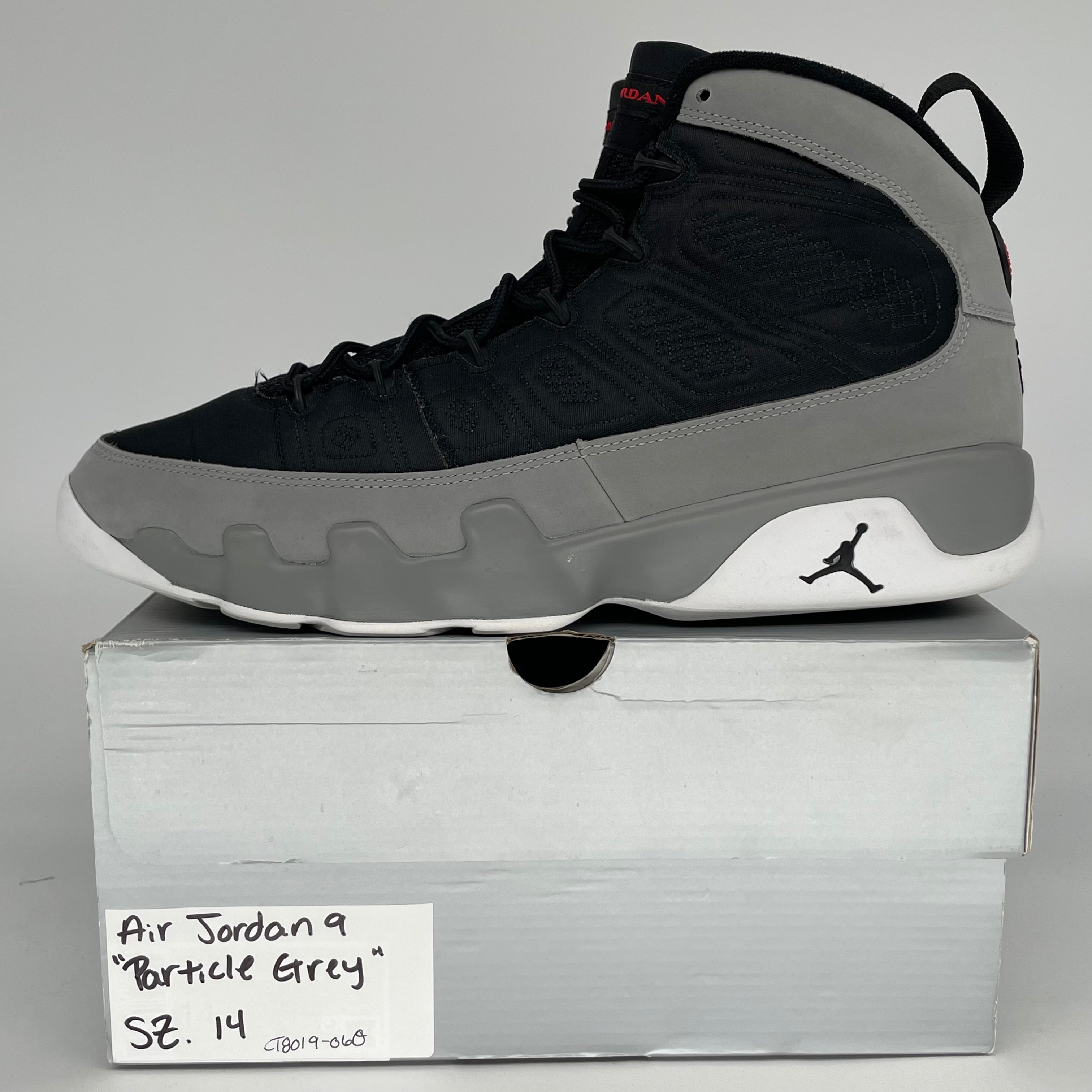 AIR JORDAN 9 PARTICLE GREY SIZE 14 CT8019-060