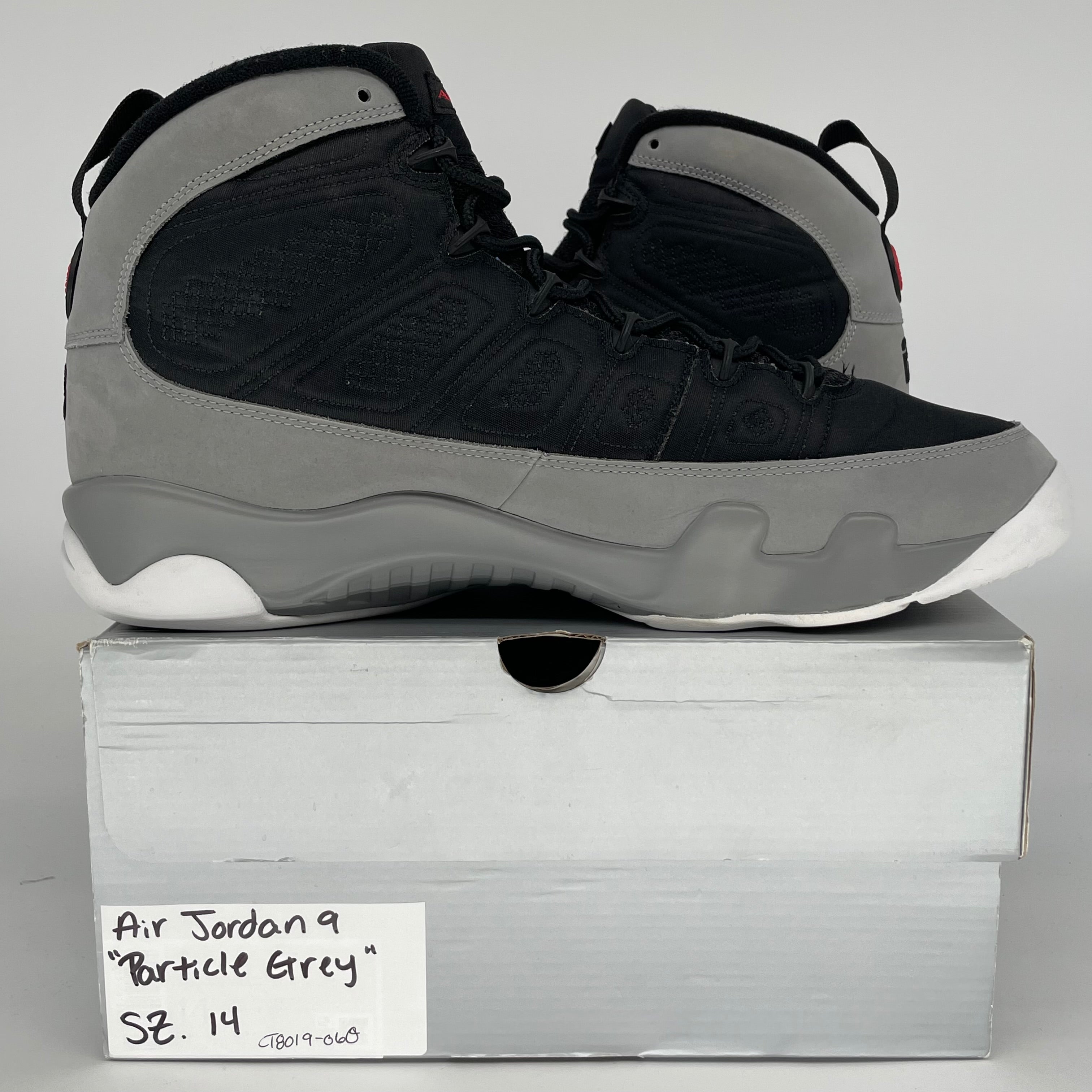 AIR JORDAN 9 PARTICLE GREY SIZE 14 CT8019-060