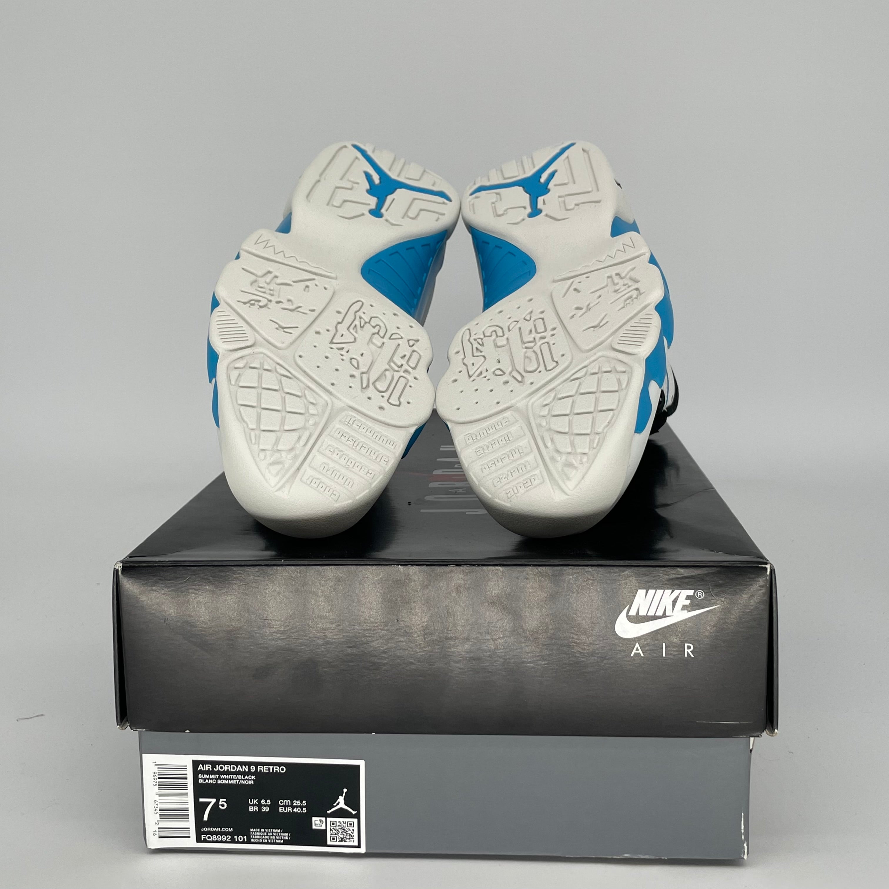 AIR JORDAN 9 POWDER BLUE SIZE 7.5 FQ8992-101