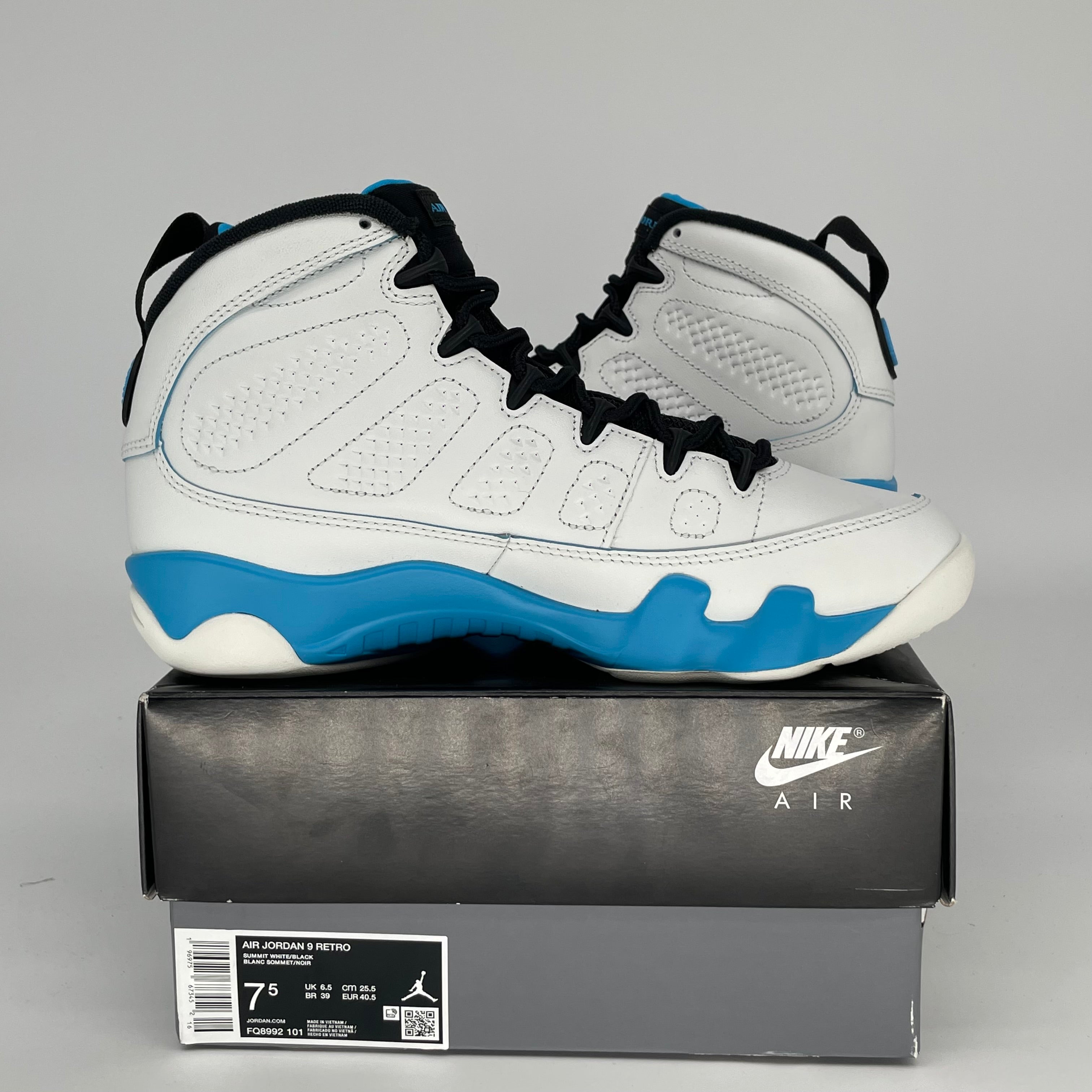 AIR JORDAN 9 POWDER BLUE SIZE 7.5 FQ8992-101