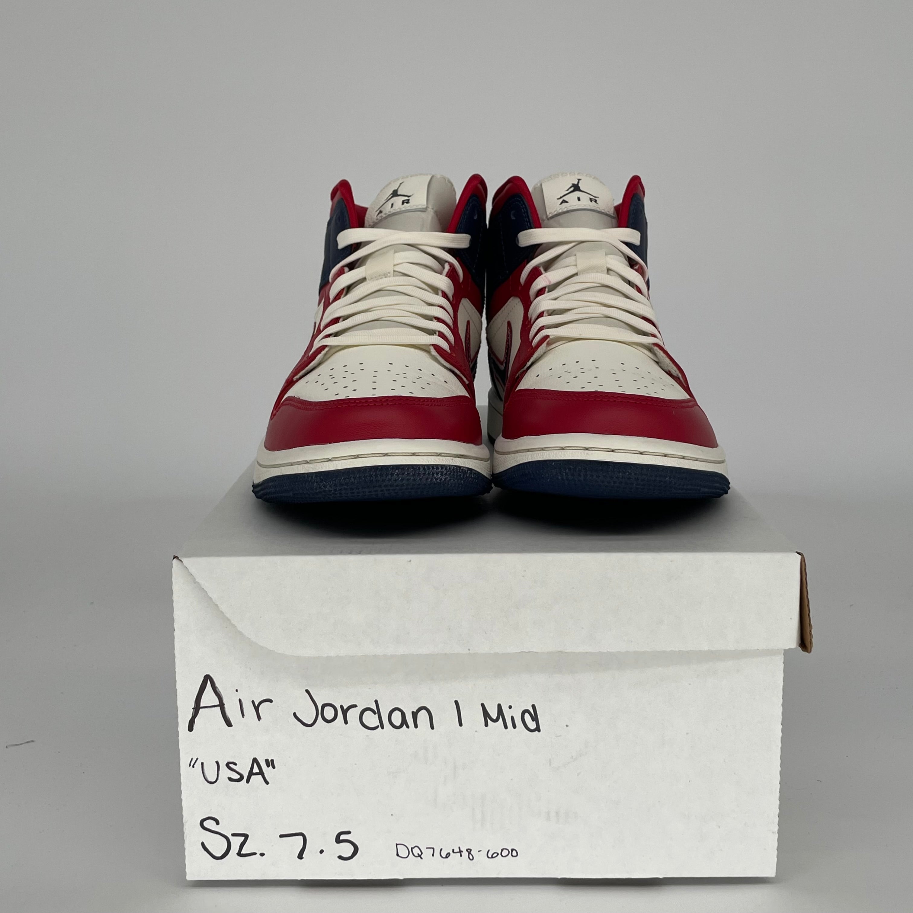 AIR JORDAN 1 MID USA SIZE 7.5/9W DQ7648-600