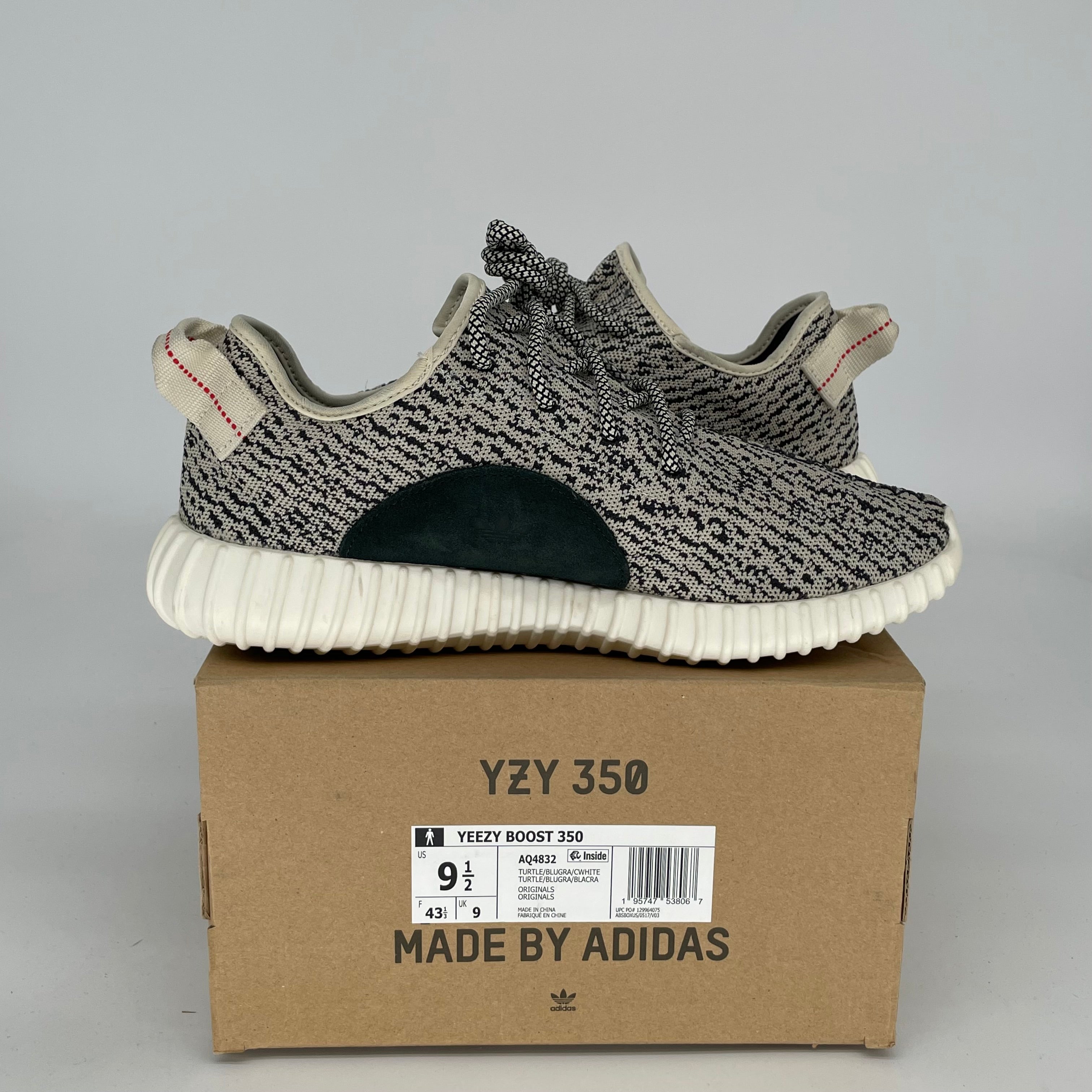 ADIDAS YEEYZ 350 TURTLE DOVE SIZE 9.5 AQ4832