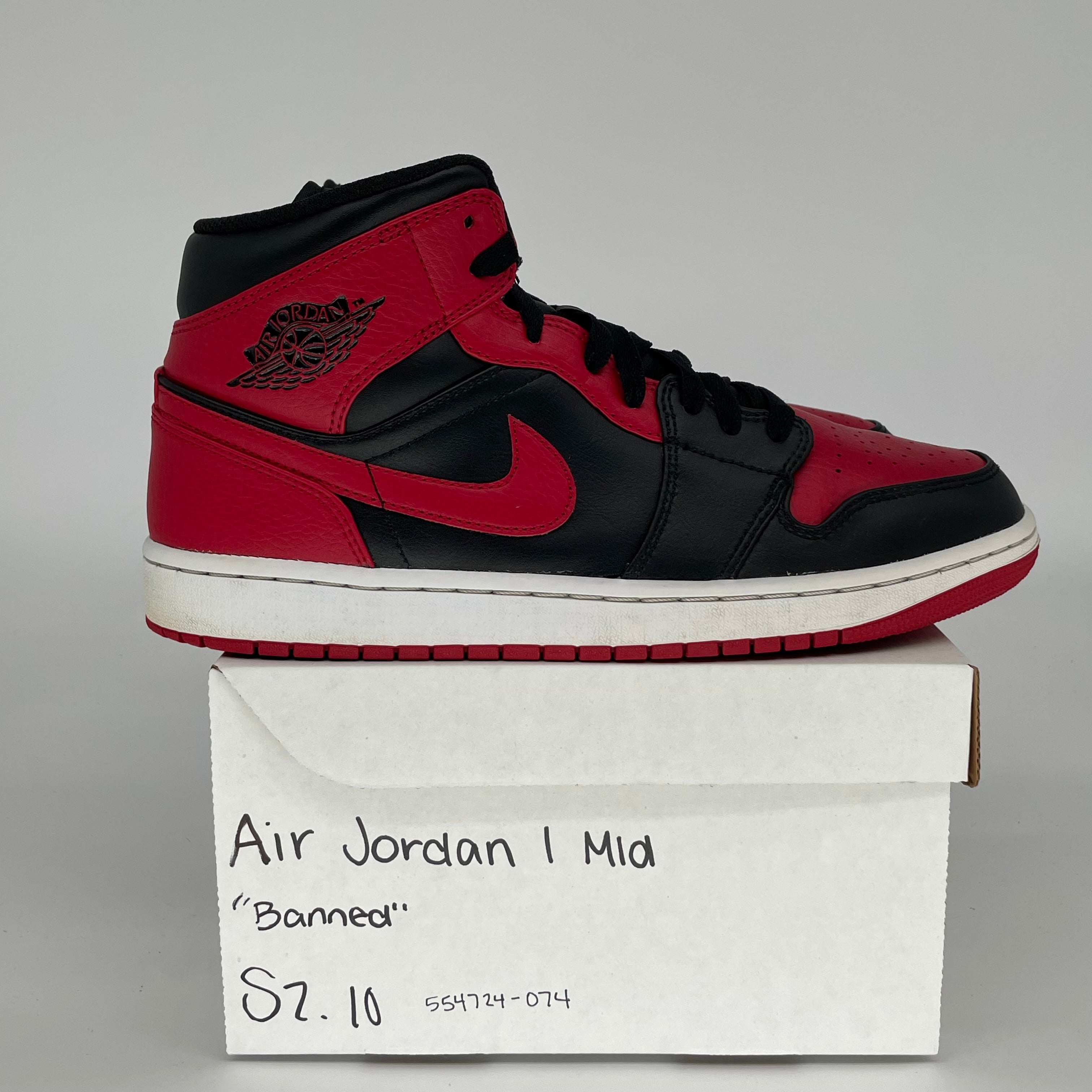 AIR JORDAN 1 MID BANNED SIZE 10 554724-074