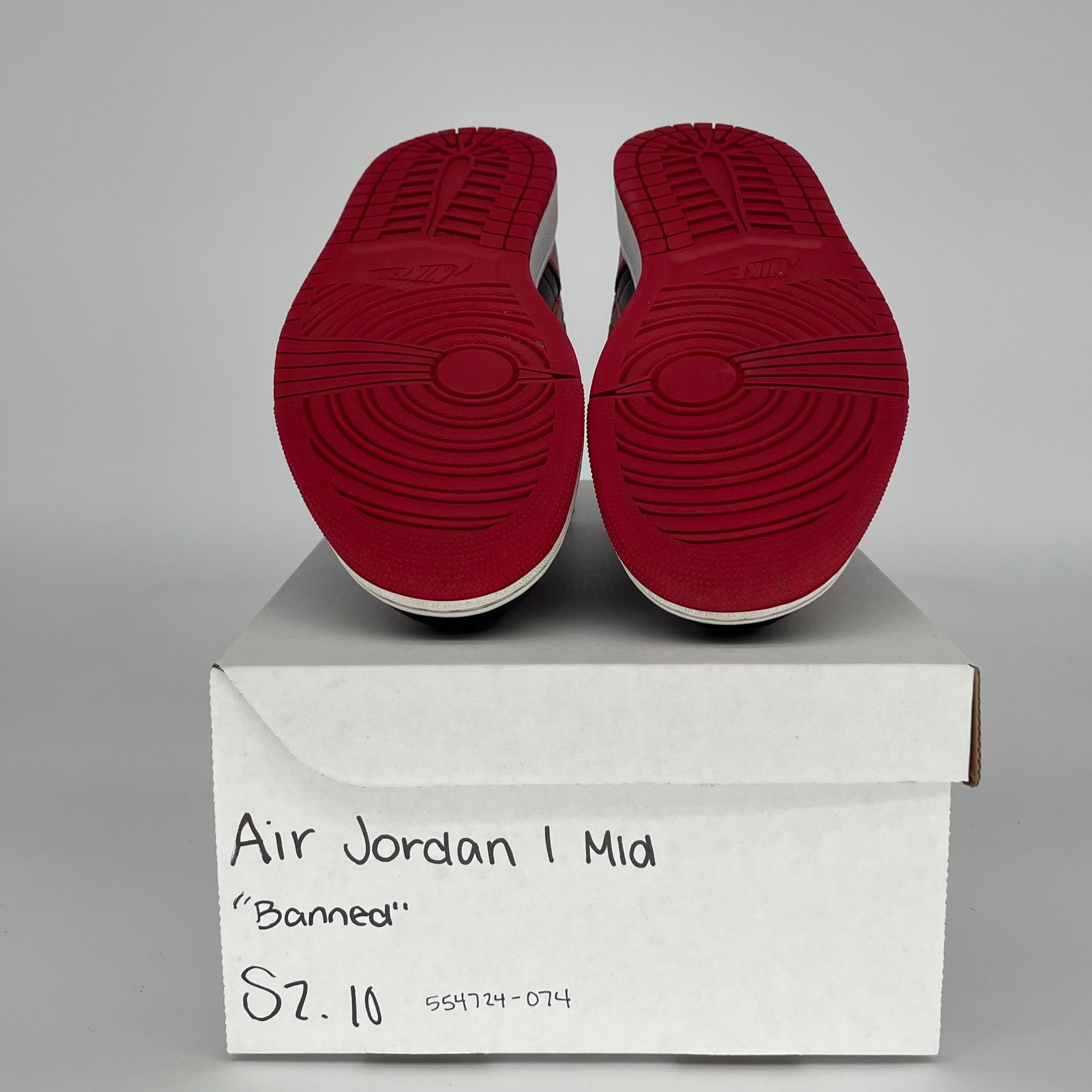 AIR JORDAN 1 MID BANNED SIZE 10 554724-074