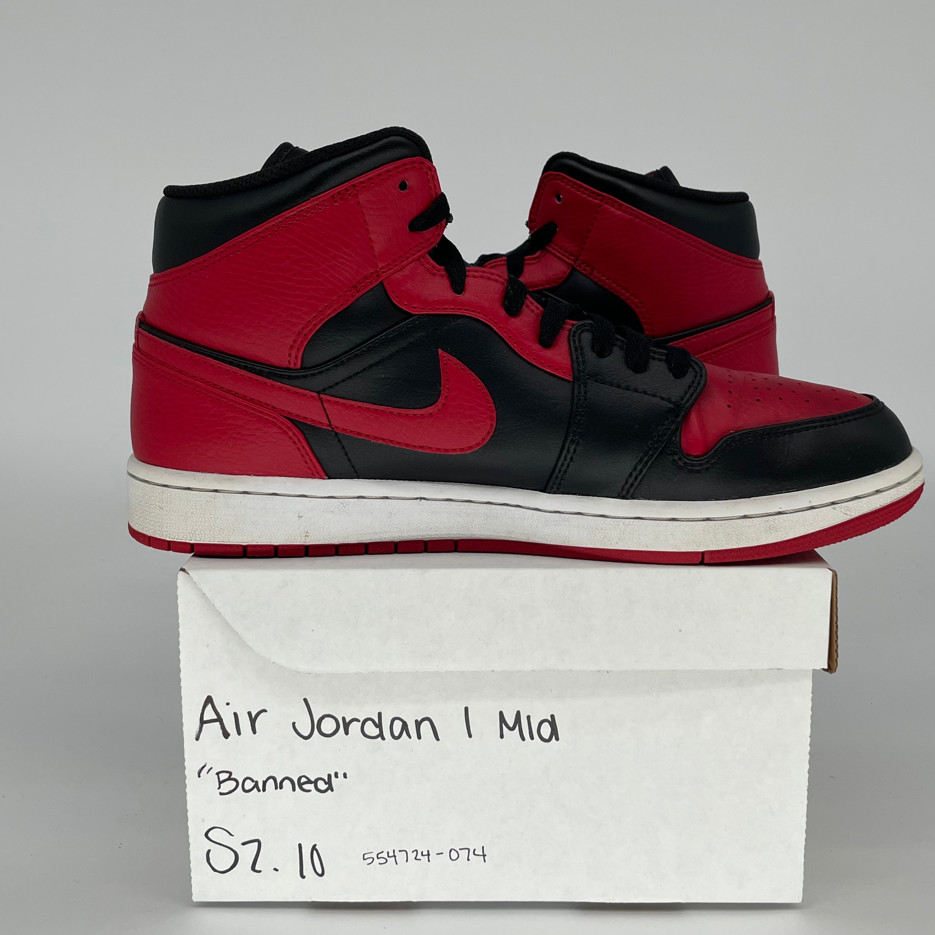 AIR JORDAN 1 MID BANNED SIZE 10 554724-074