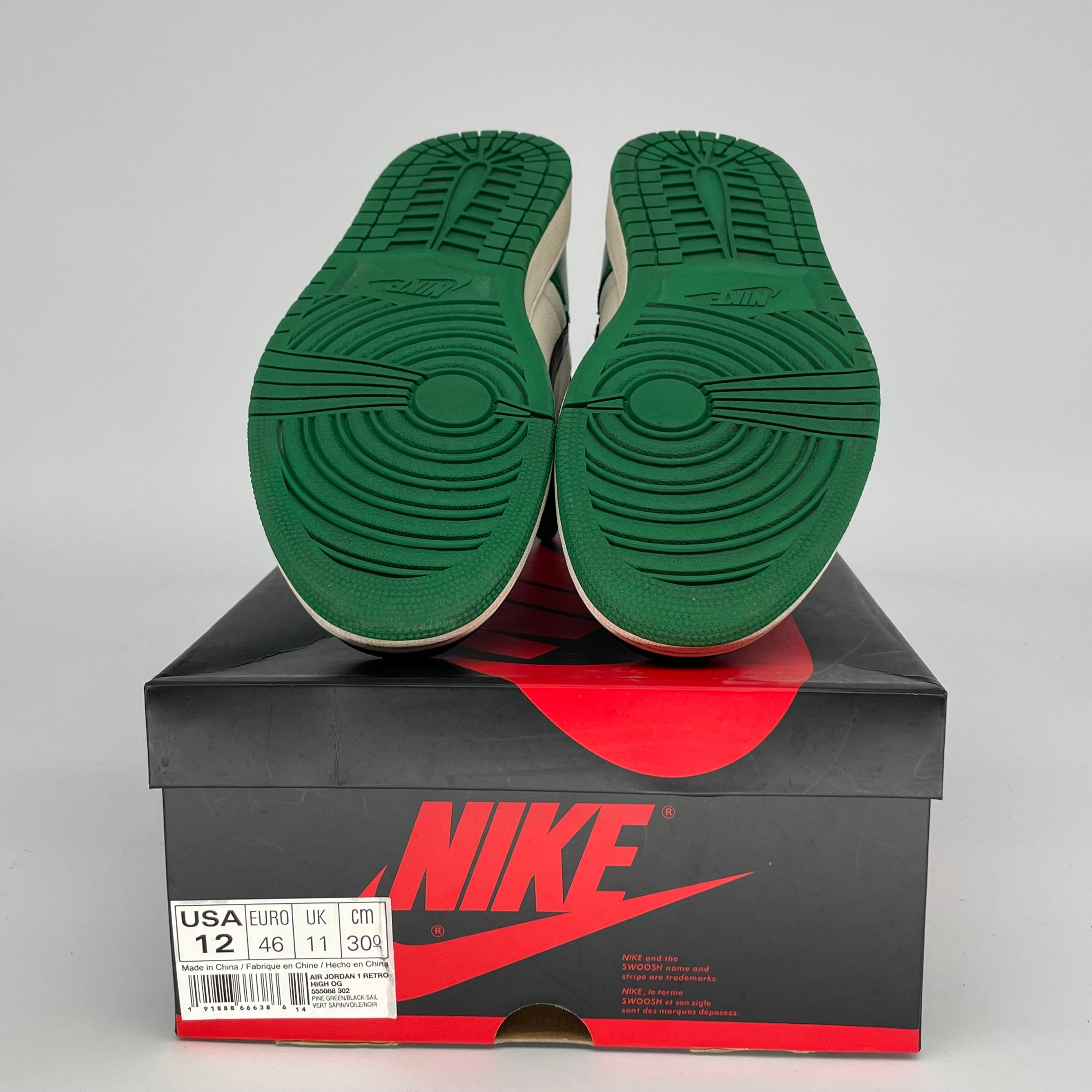 AIR JORDAN 1 PINE GREEN SIZE 12 555088-302