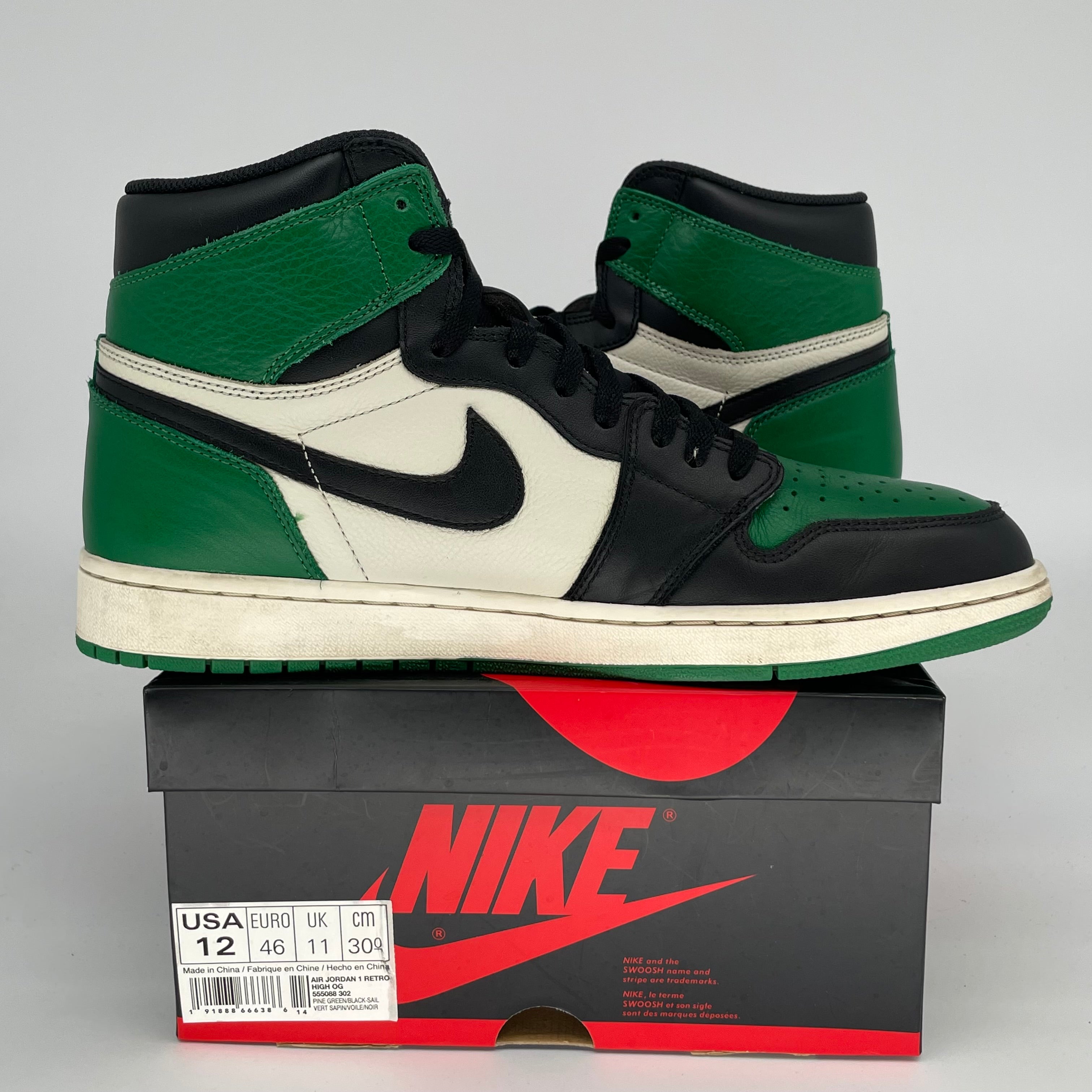 AIR JORDAN 1 PINE GREEN SIZE 12 555088-302