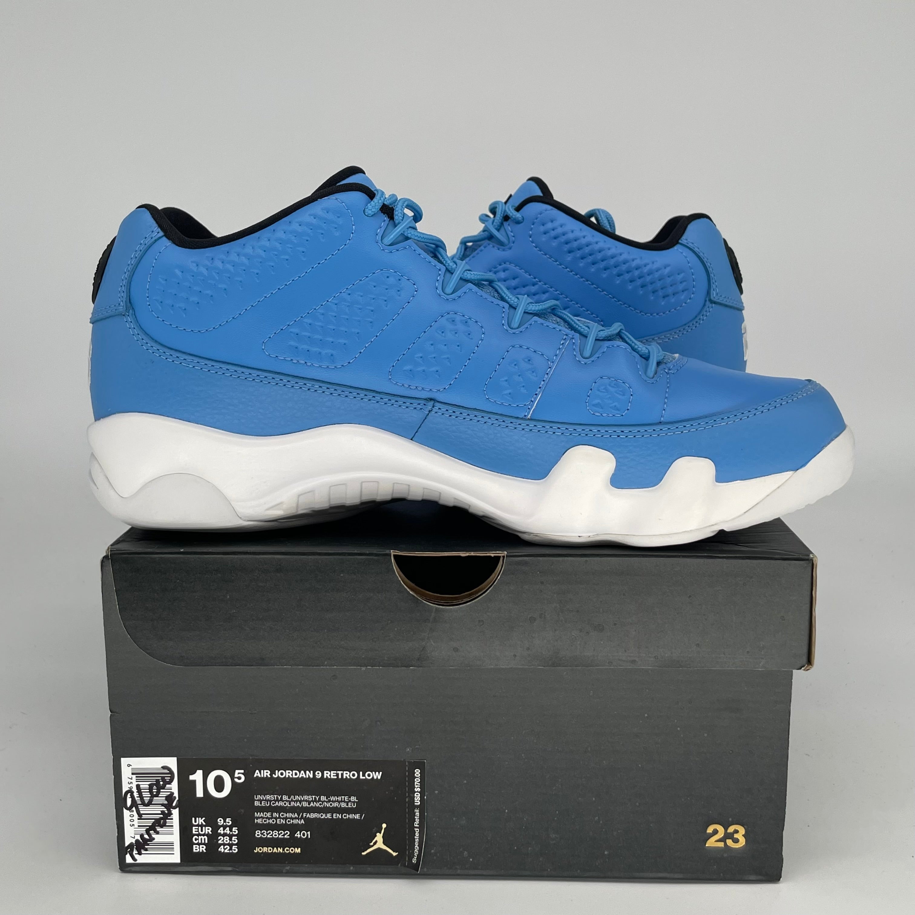 AIR JORDAN 9 LOW PANTONE SIZE 10.5 832822-401