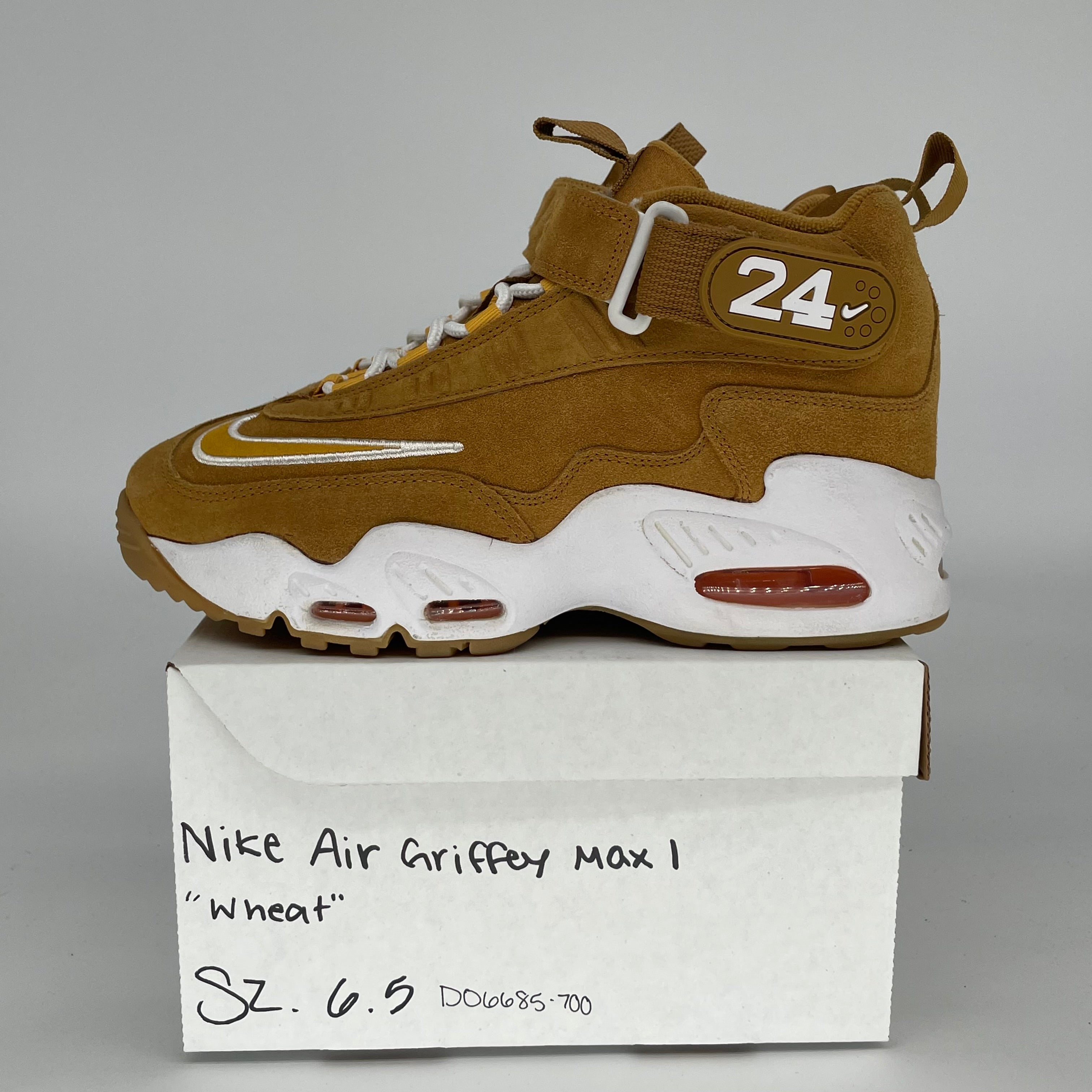 NIKE AIR GRIFFEY MAX 1 WHEAT SIZE 6.5Y DO6685-700