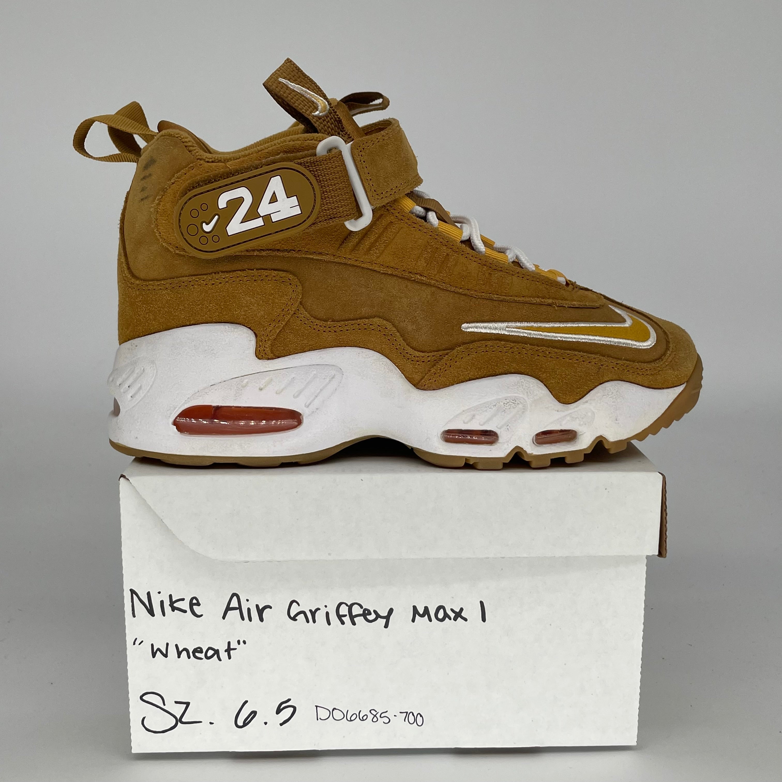 NIKE AIR GRIFFEY MAX 1 WHEAT SIZE 6.5Y DO6685-700