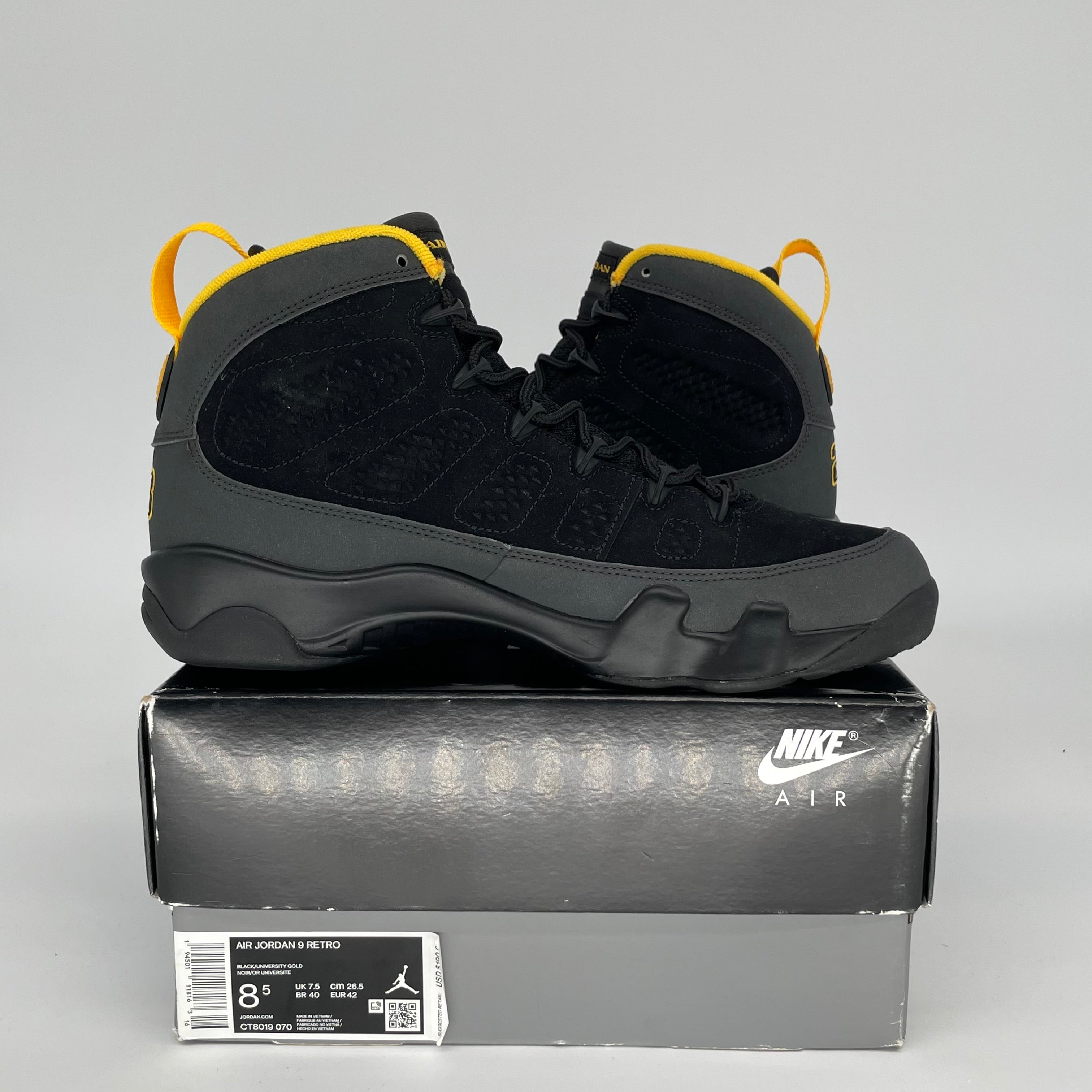 AIR JORDAN 9 UNIVERSITY GOLD SIZE 8.5 CT8019-070