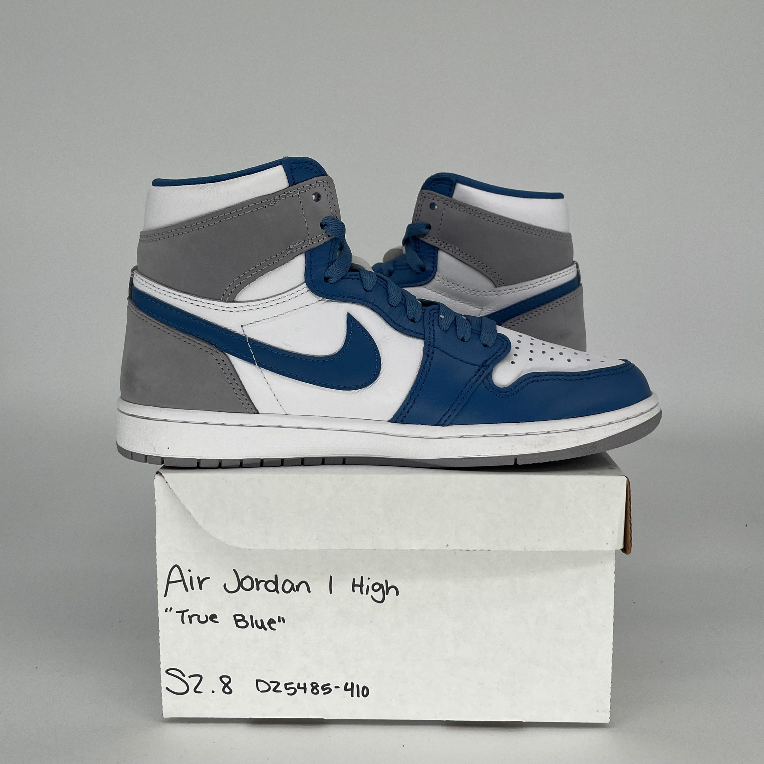 AIR JORDAN 1 TRUE BLUE SIZE 8 DZ5485-410