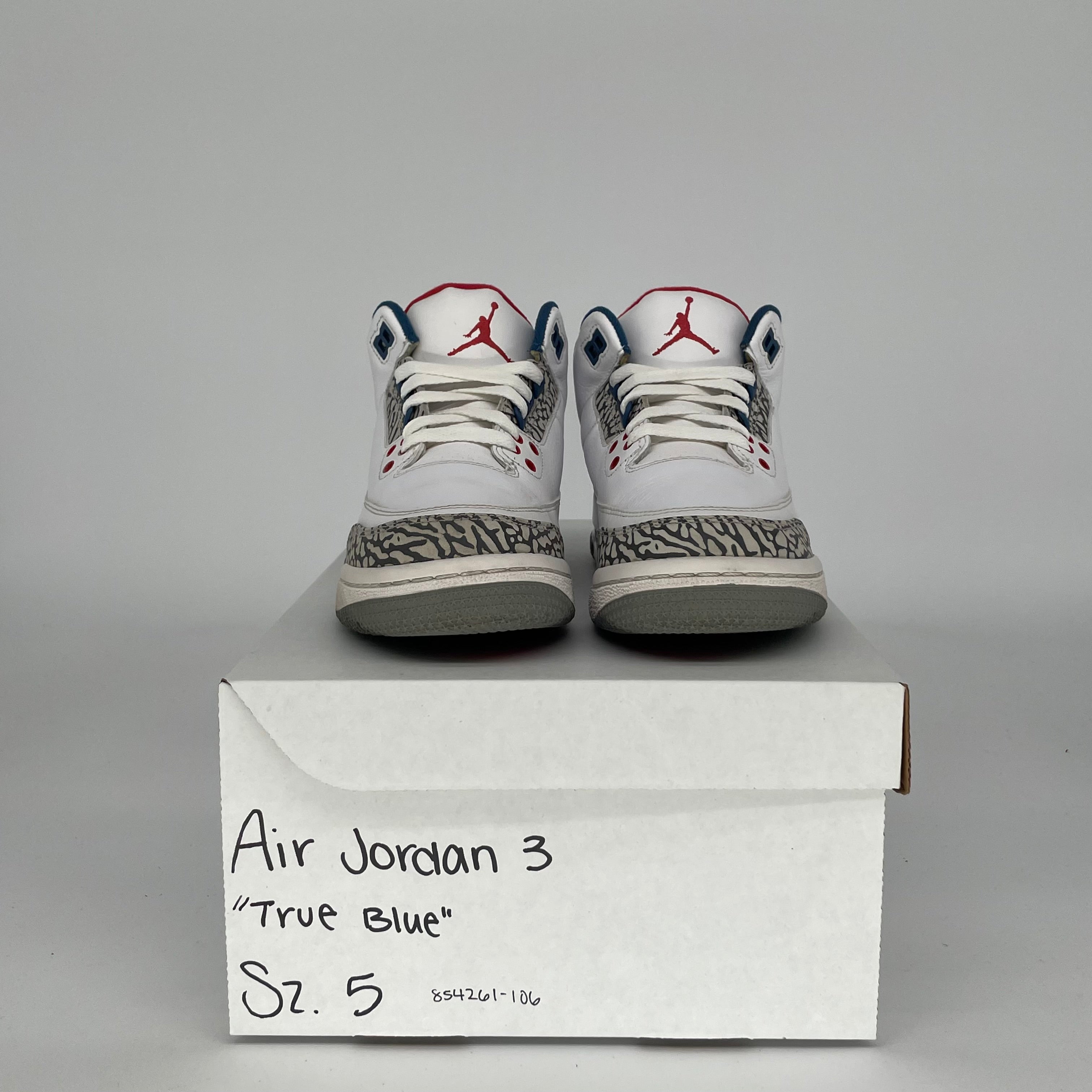 AIR JORDAN 3 TRUE BLUE SIZE 5Y 854261-106