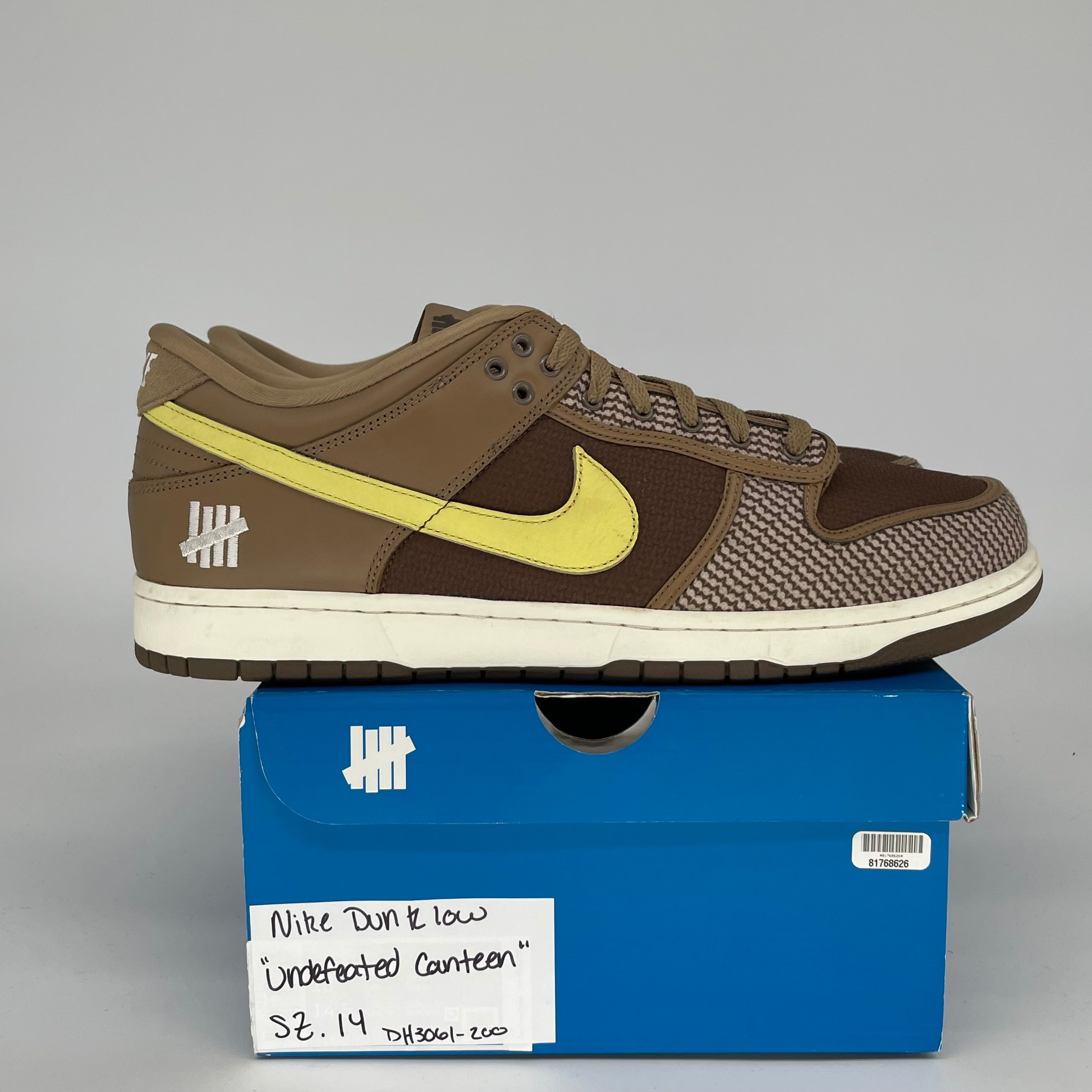 NIKE DUNK LOW UNDEFEATED CANTEEN SIZE 14 DH3061-200