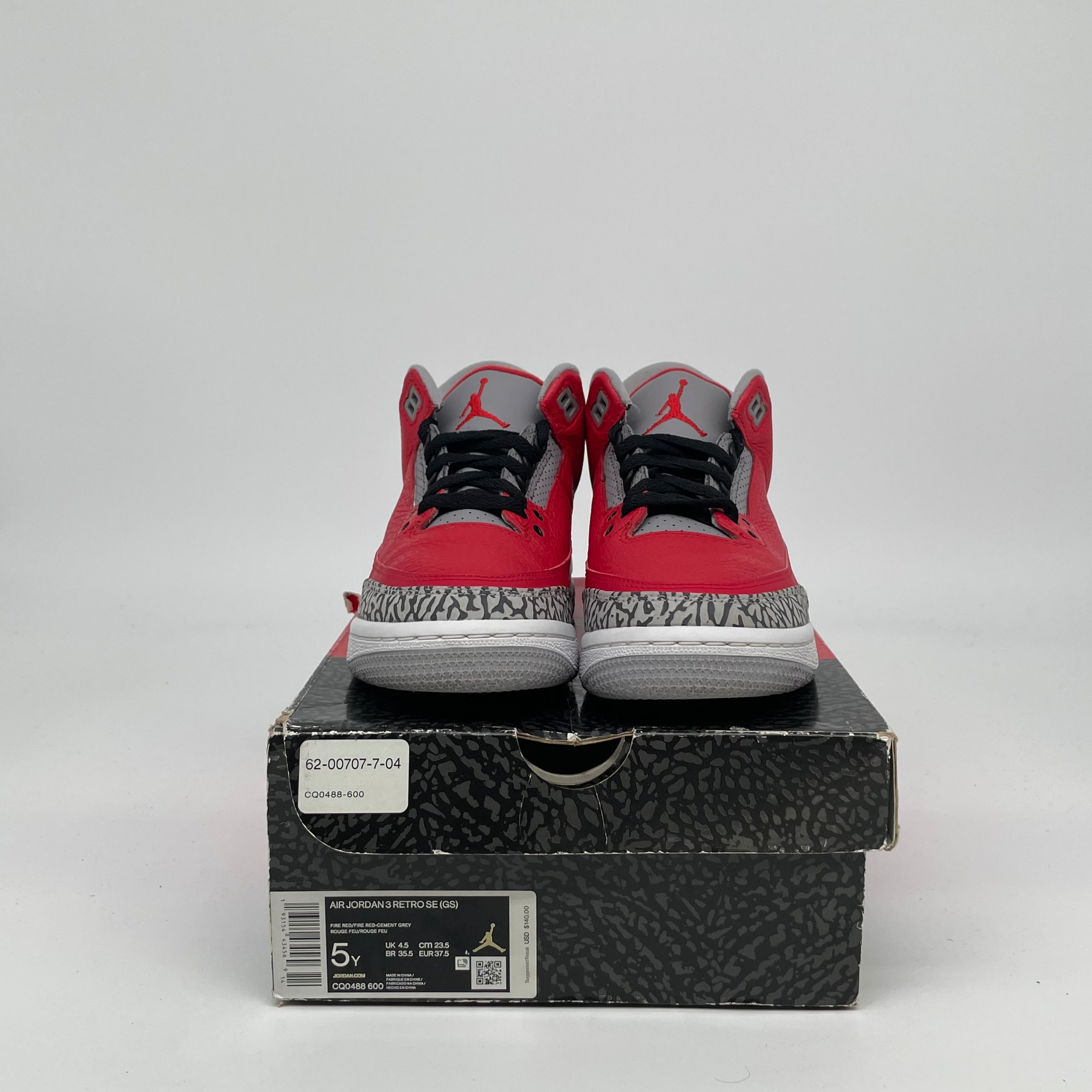 AIR JORDAN 3 UNITE RED CEMENT SIZE 5 CQ0488-600