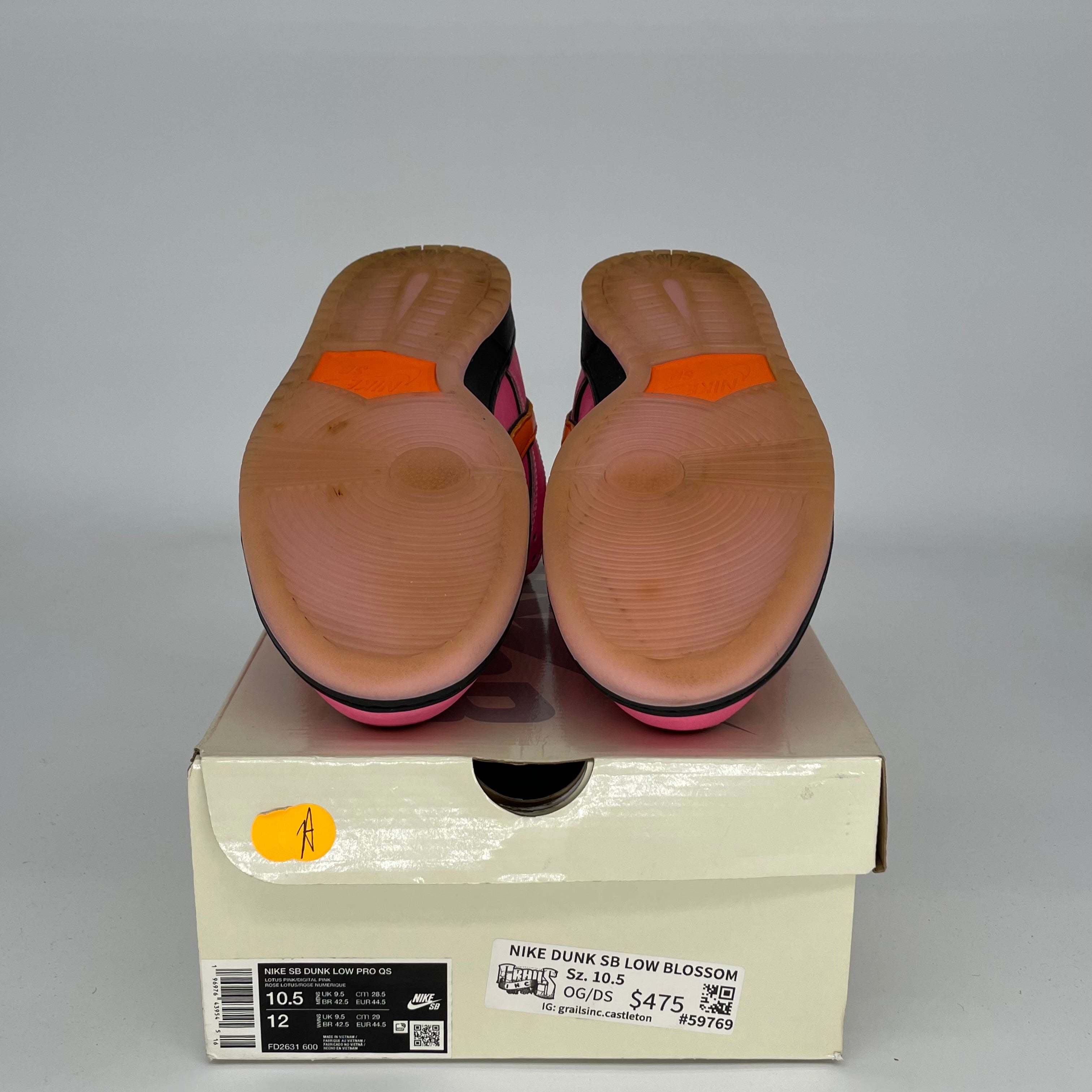 NIKE SB DUNK LOW POWERPUFF GIRLS BLOSSOM SIZE 10.5 FD2631-600