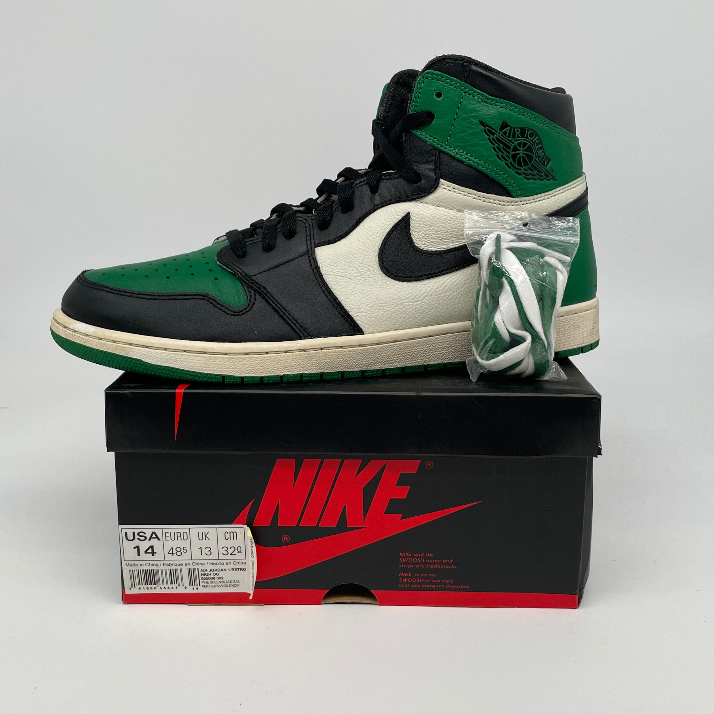 AIR JORDAN 1 PINE GREEN SIZE 14 555088-302