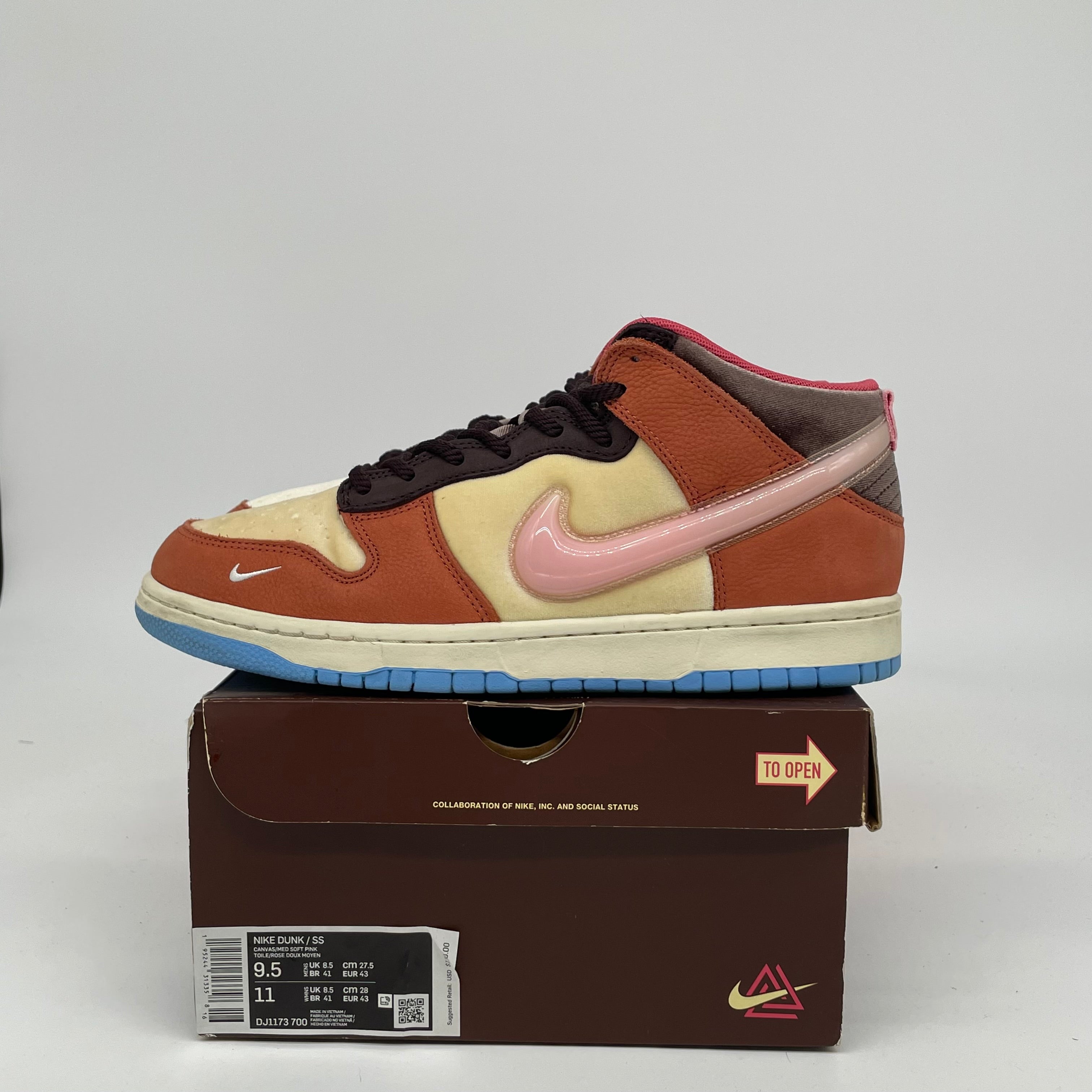 NIKE DUNK MID SOCIAL STATUS FREE LUNCH CHOCOLATE MILK SIZE 9.5 DJ1173-700