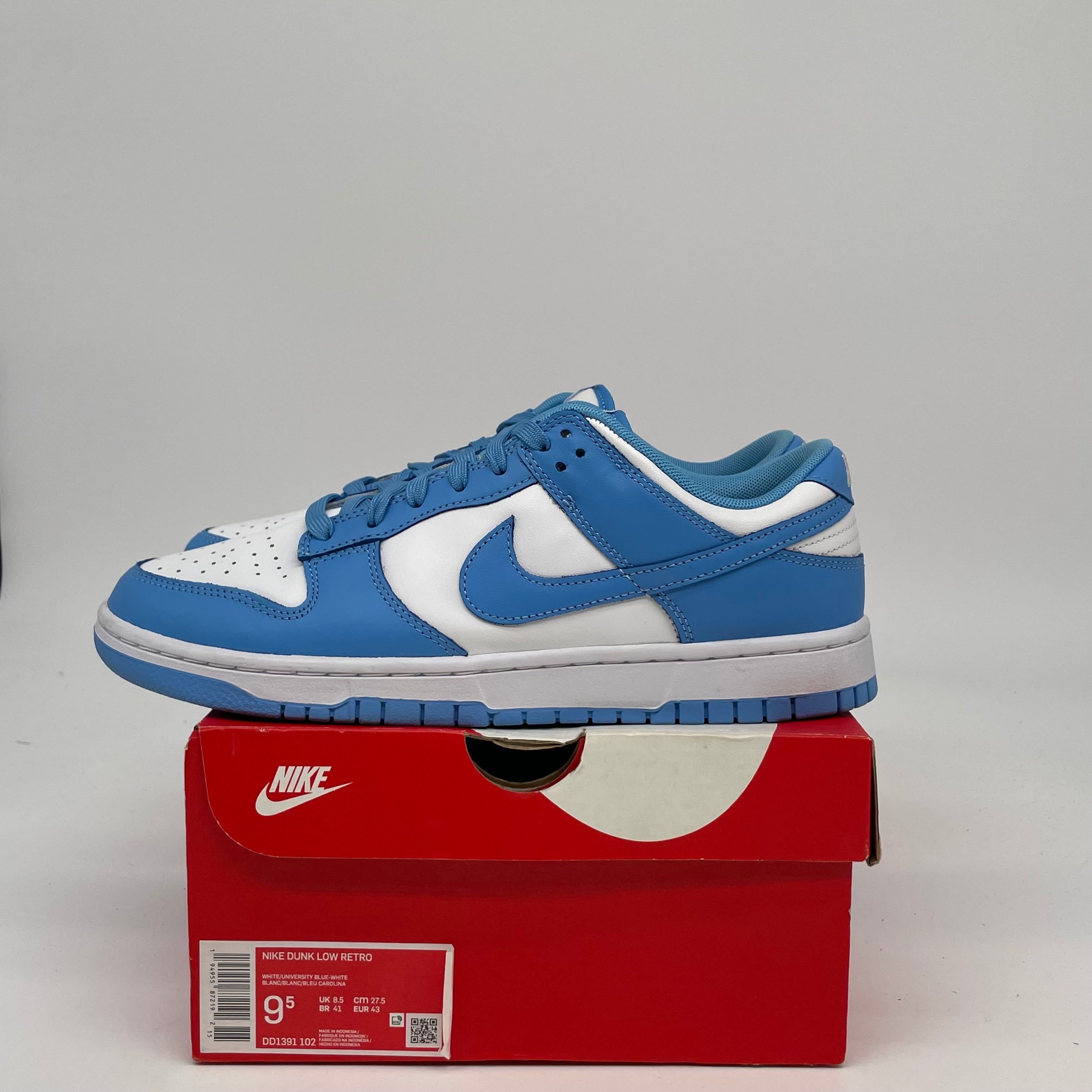 NIKE DUNK LOW UNC SIZE 9.5 DD1391-102