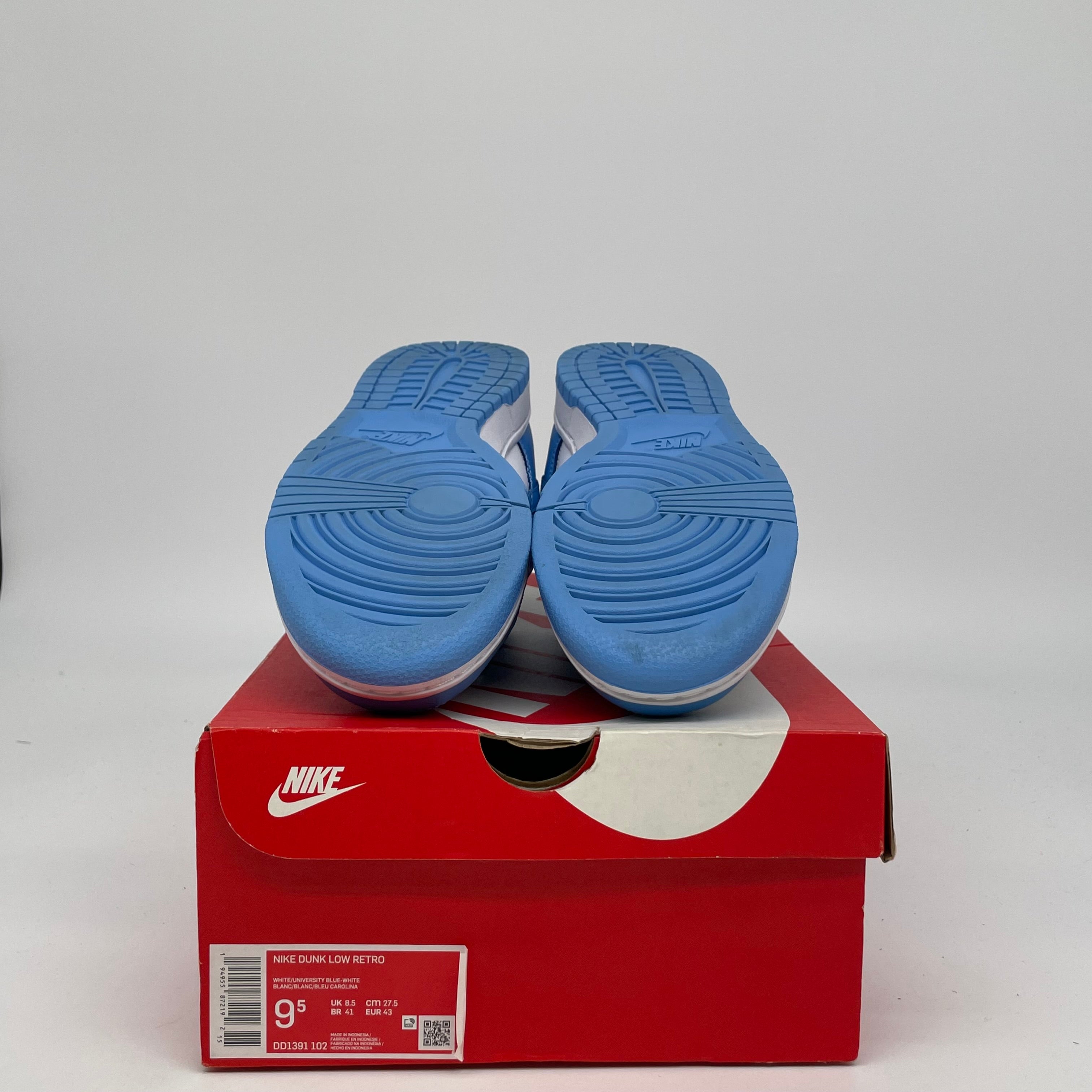 NIKE DUNK LOW UNC SIZE 9.5 DD1391-102