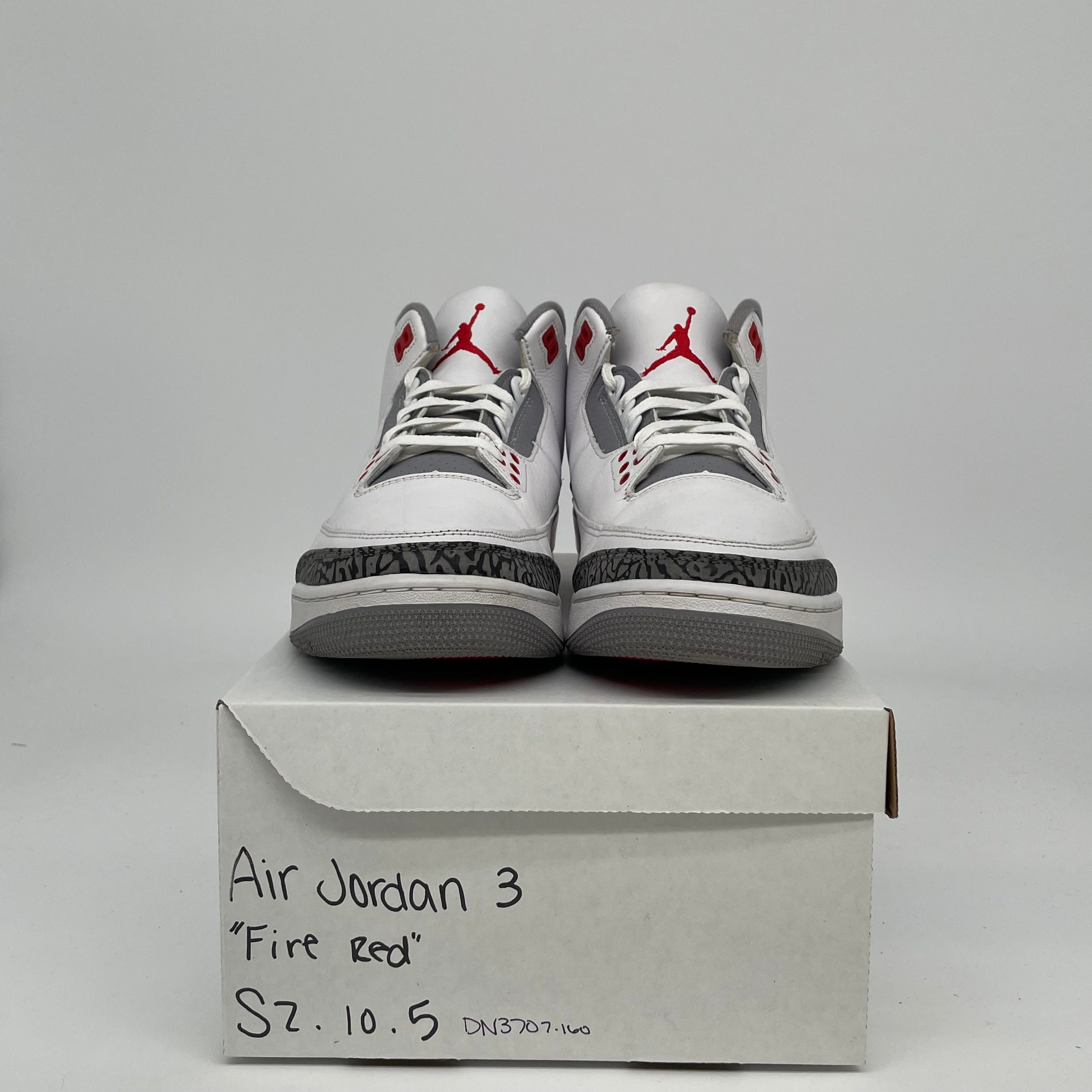 AIR JORDAN 3 FIRE RED SIZE 10.5 DN3707-160