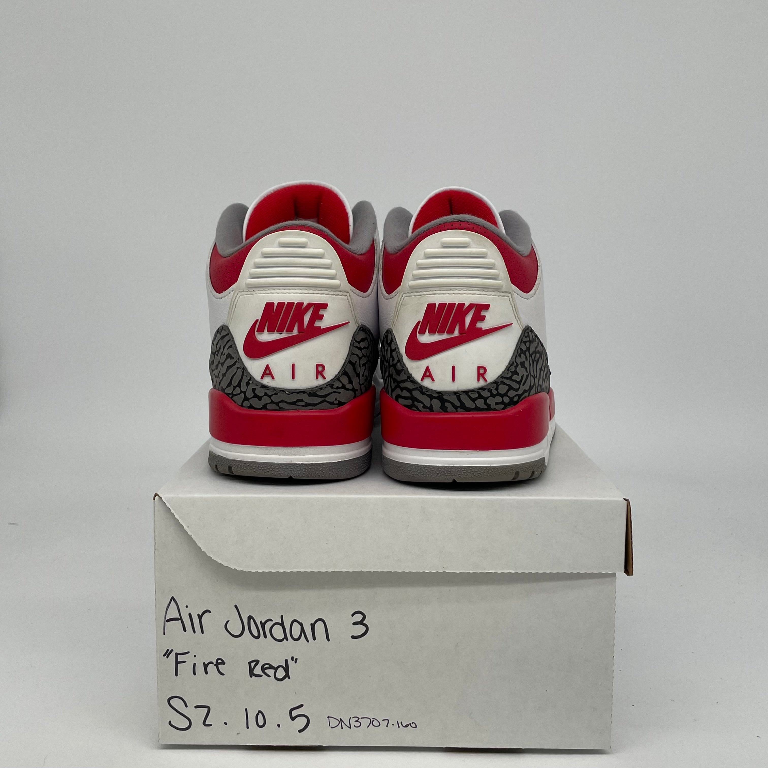 AIR JORDAN 3 FIRE RED SIZE 10.5 DN3707-160