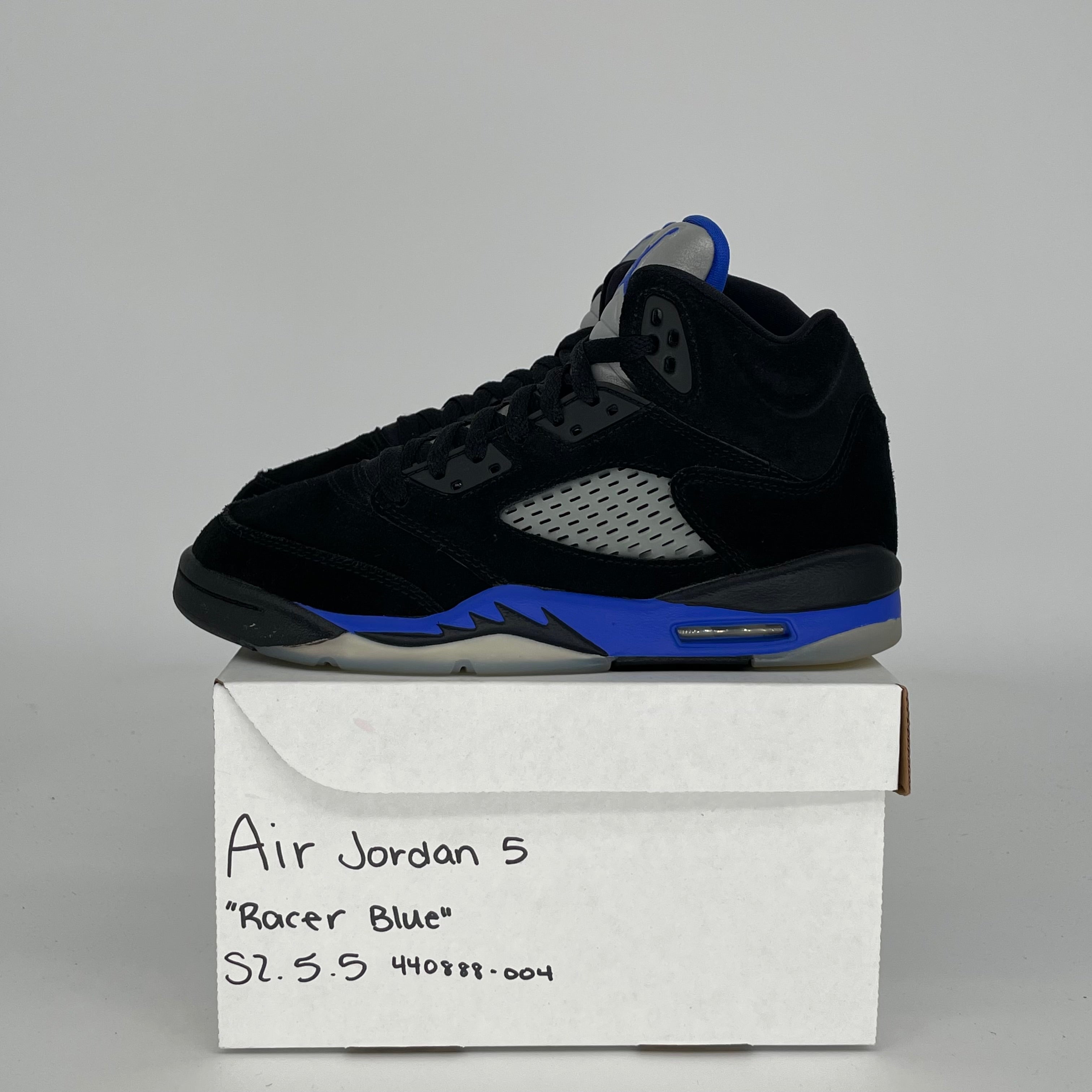 AIR JORDAN 5 RACER BLUE SIZE 5.5Y 440888-004