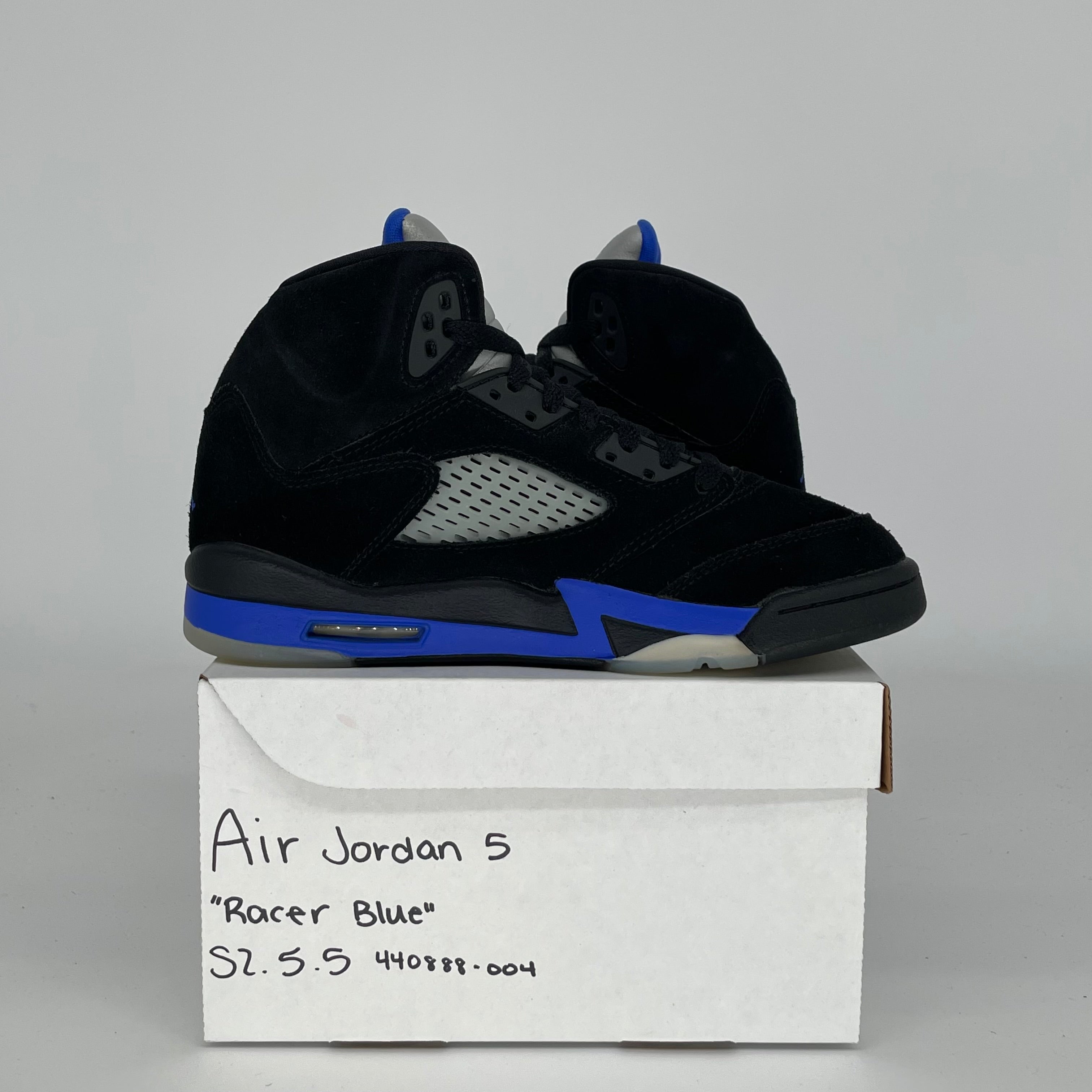 AIR JORDAN 5 RACER BLUE SIZE 5.5Y 440888-004