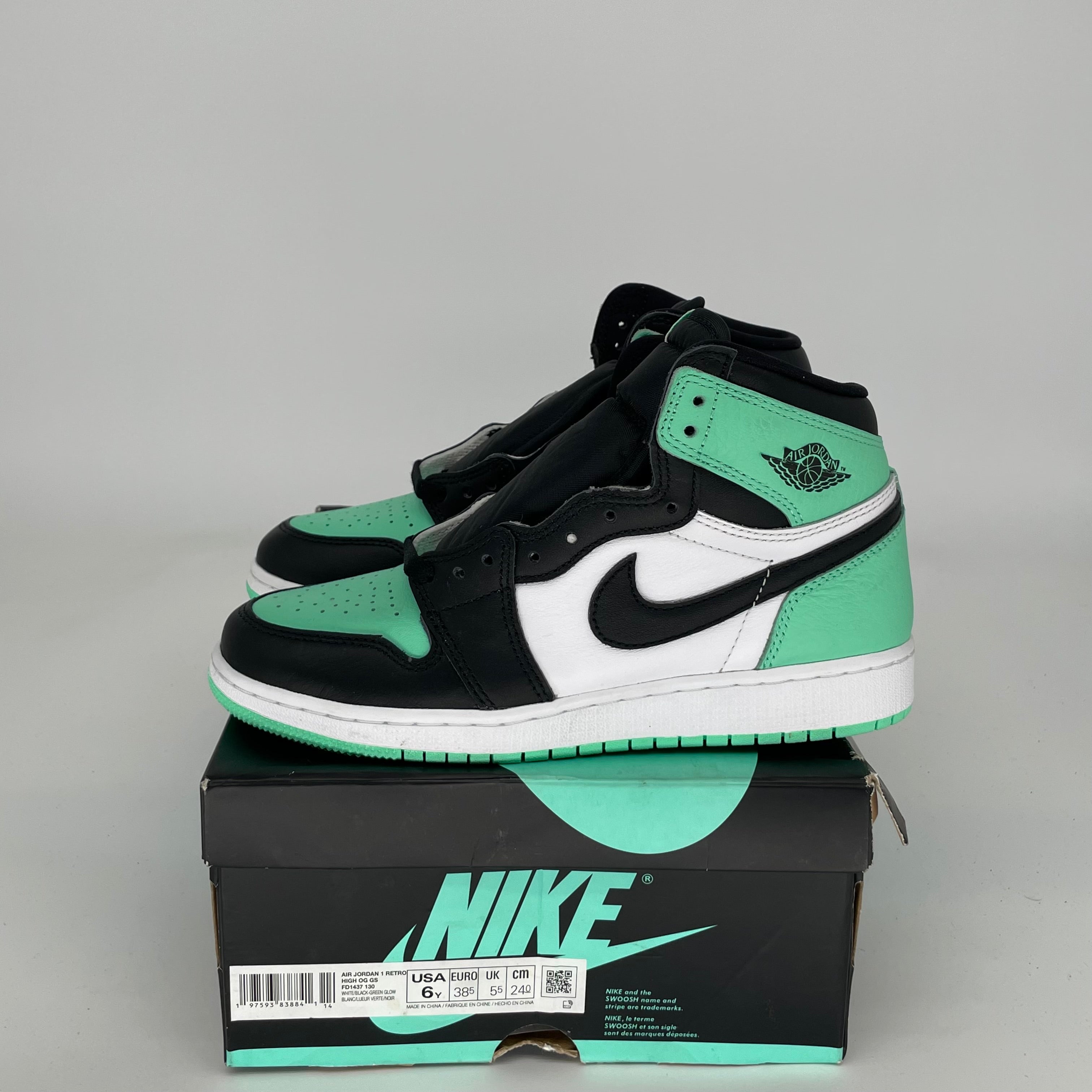 AIR JORDAN 1 GREEN GLOW SIZE 6Y FD1437-130