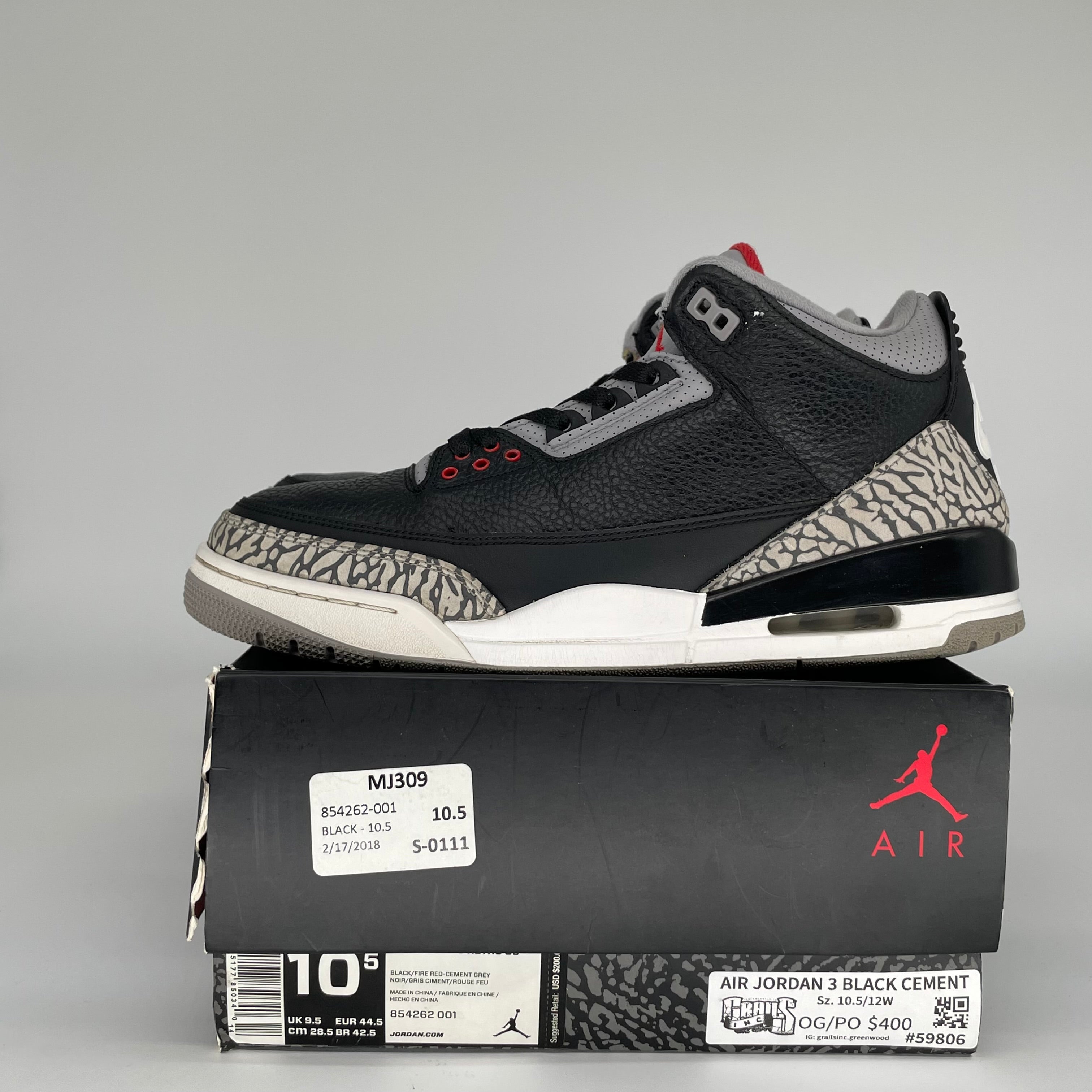 AIR JORDAN 3 BLACK CEMENT SIZE 10.5 854262-001