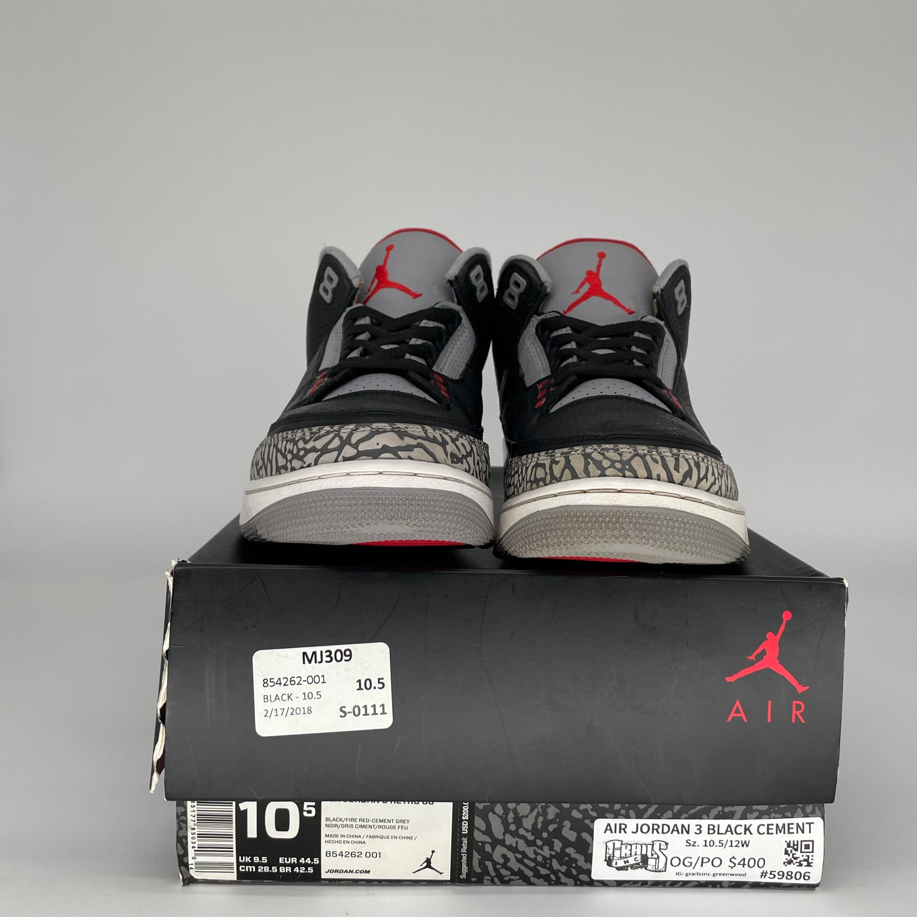 AIR JORDAN 3 BLACK CEMENT SIZE 10.5 854262-001