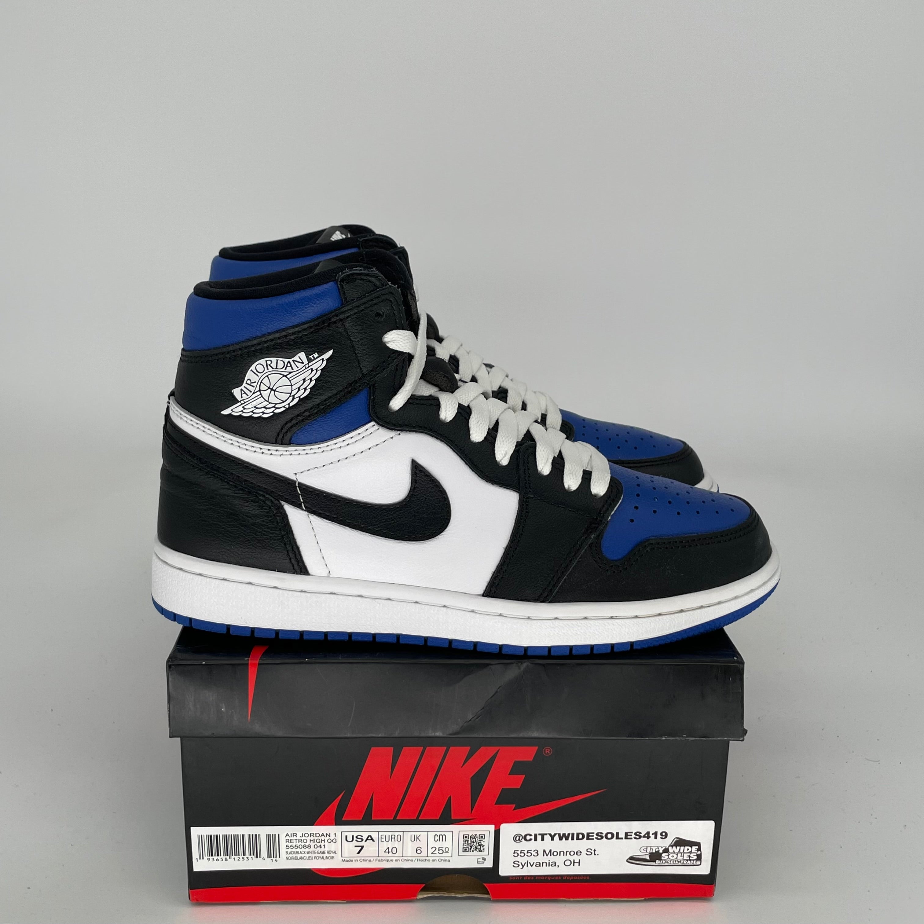 AIR JORDAN 1 ROYAL TOE SIZE 7 555088-041