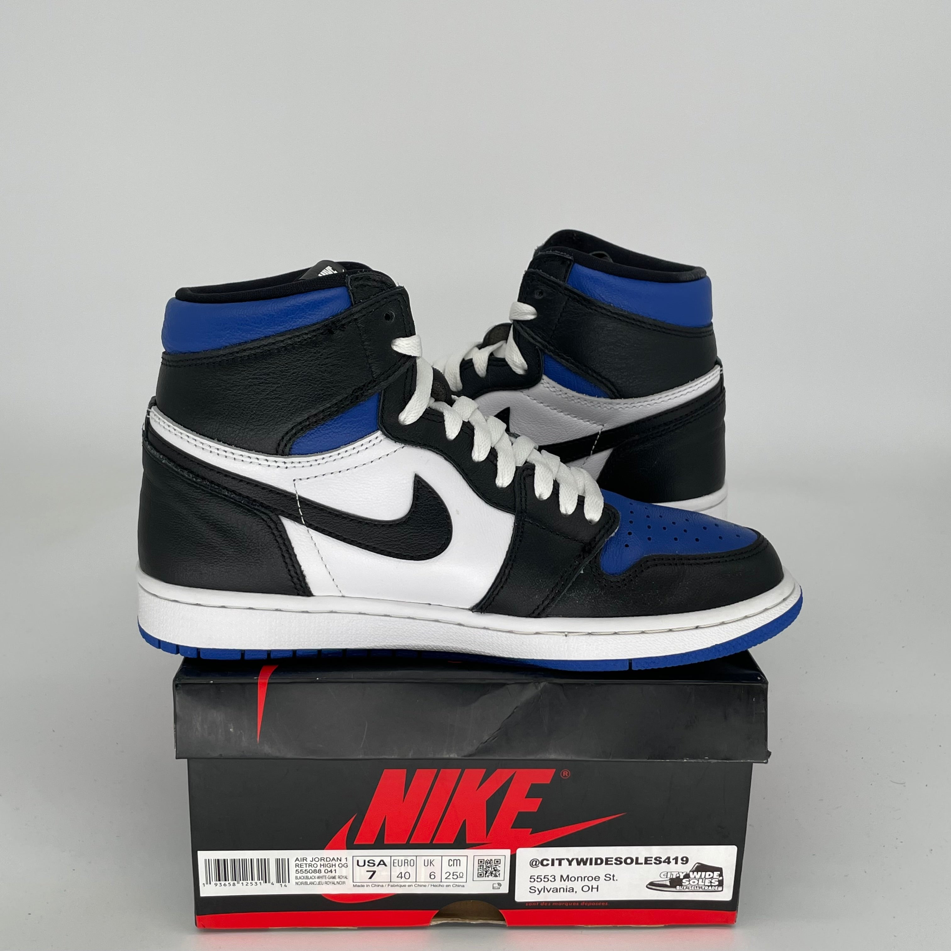 AIR JORDAN 1 ROYAL TOE SIZE 7 555088-041