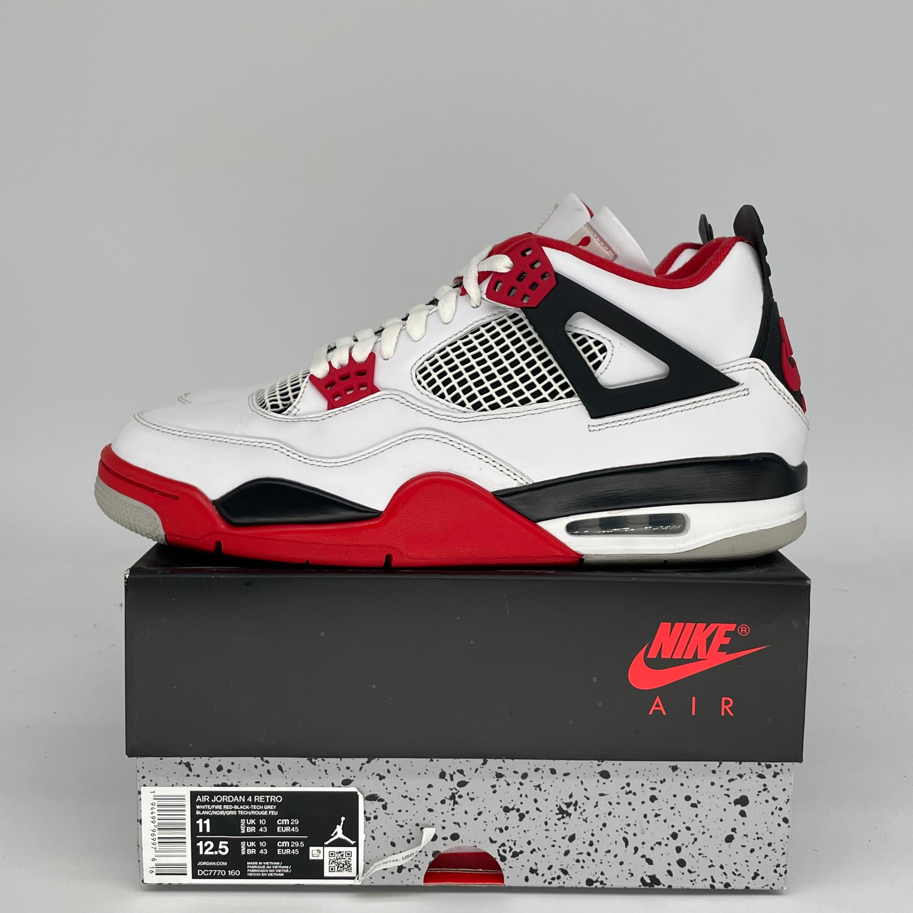 AIR JORDAN 4 FIRE RED SIZE 11 DC7770-160