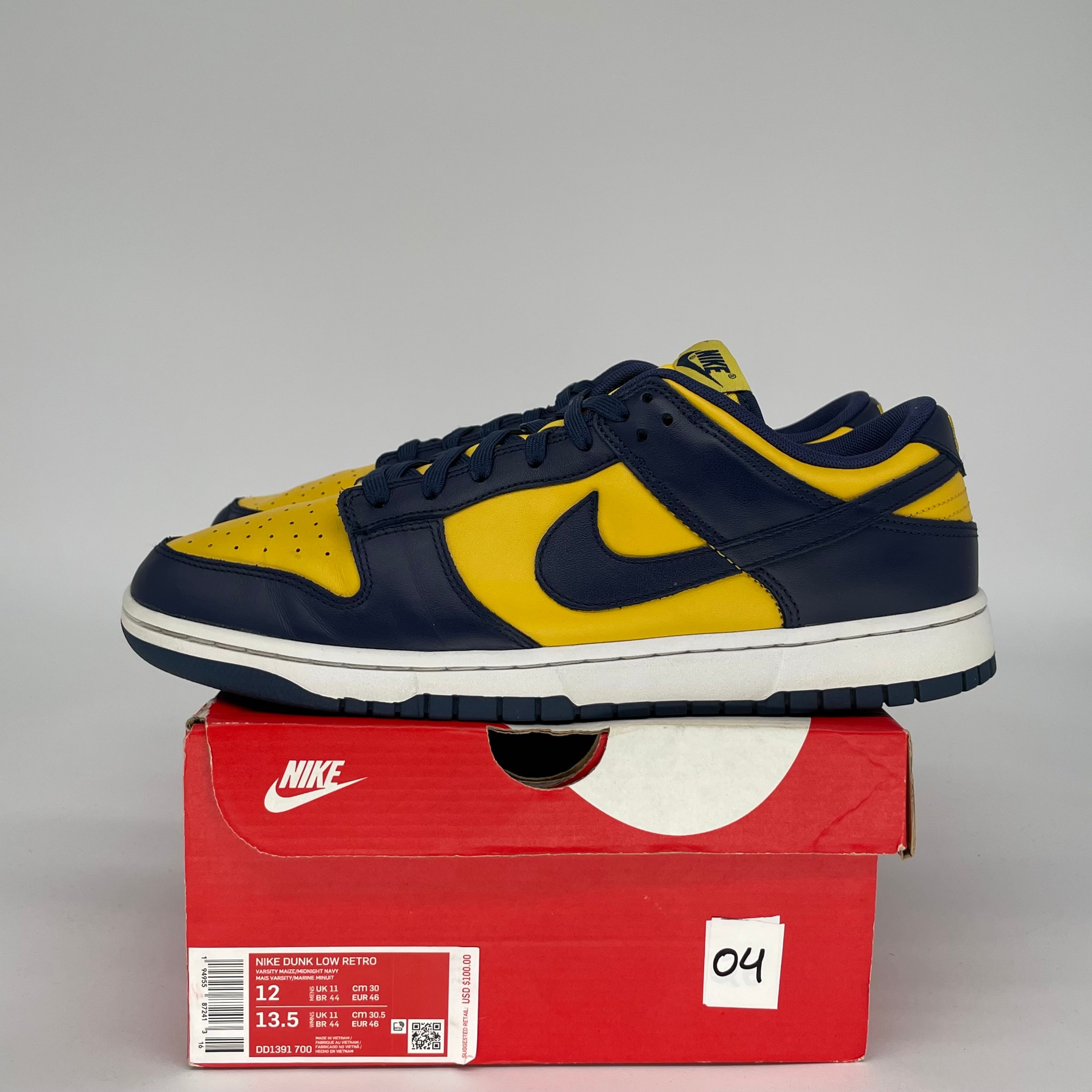 NIKE DUNK LOW MICHIGAN SIZE 12 DD1391-700