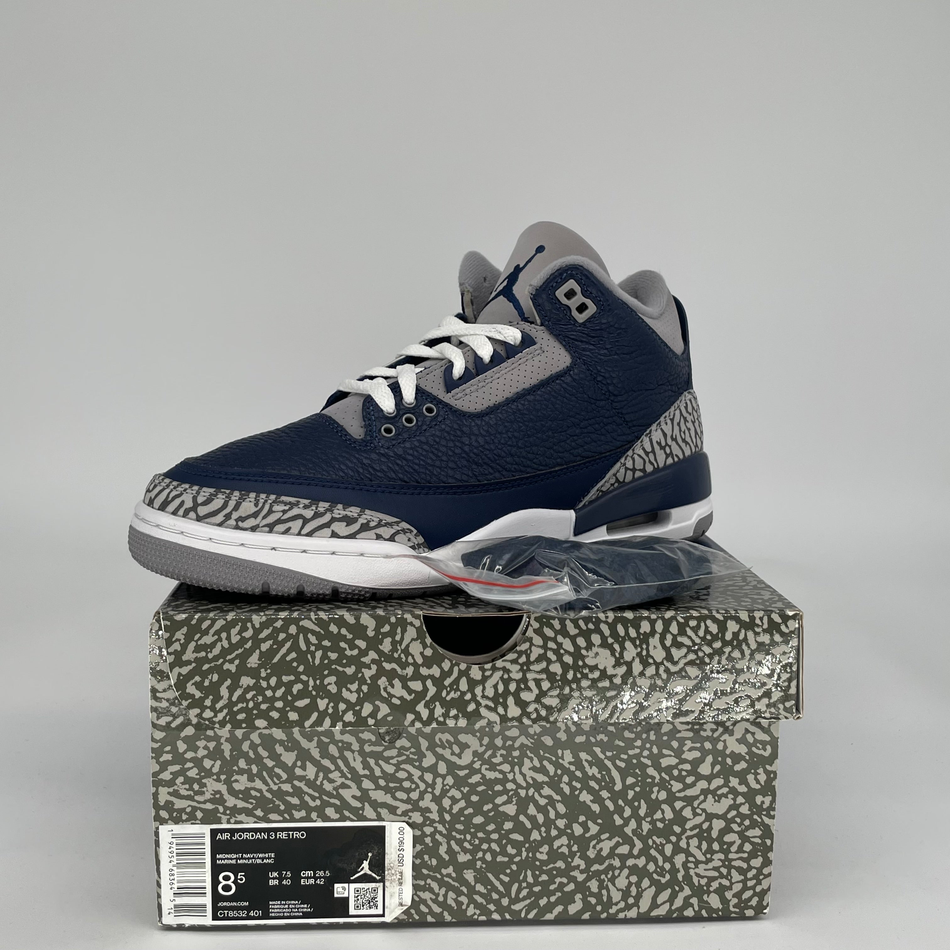 AIR JORDAN 3 GEORGETOWN SIZE 8.5 CT8532-401