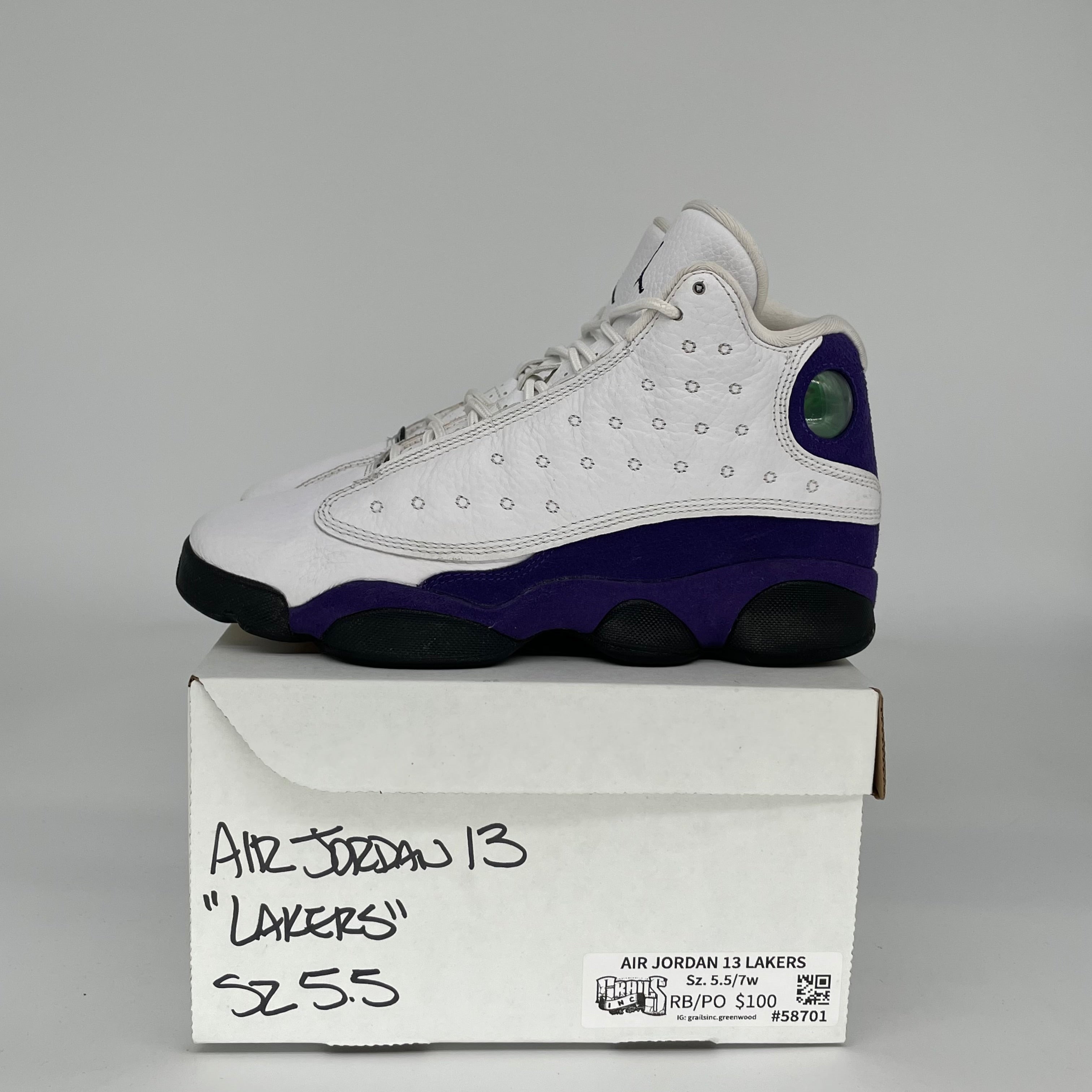 AIR JORDAN 13 LAKERS SIZE 5.5Y 884129-105